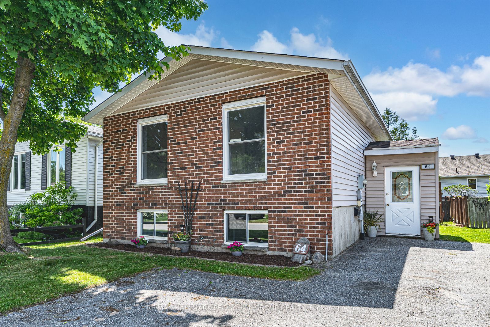 64 Telfer Rd Property Photo 1