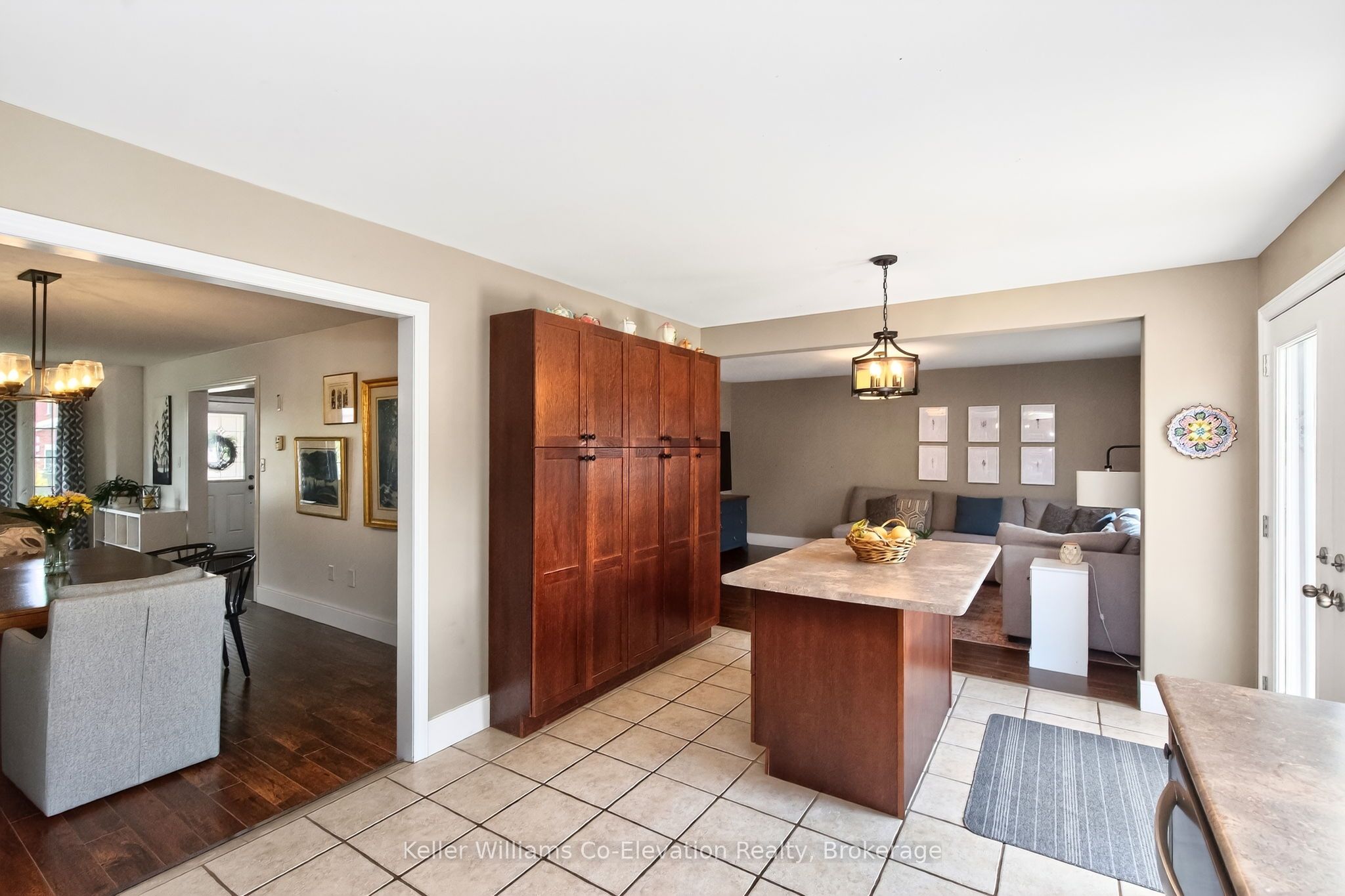 29 Rogers Road Property Photo 6