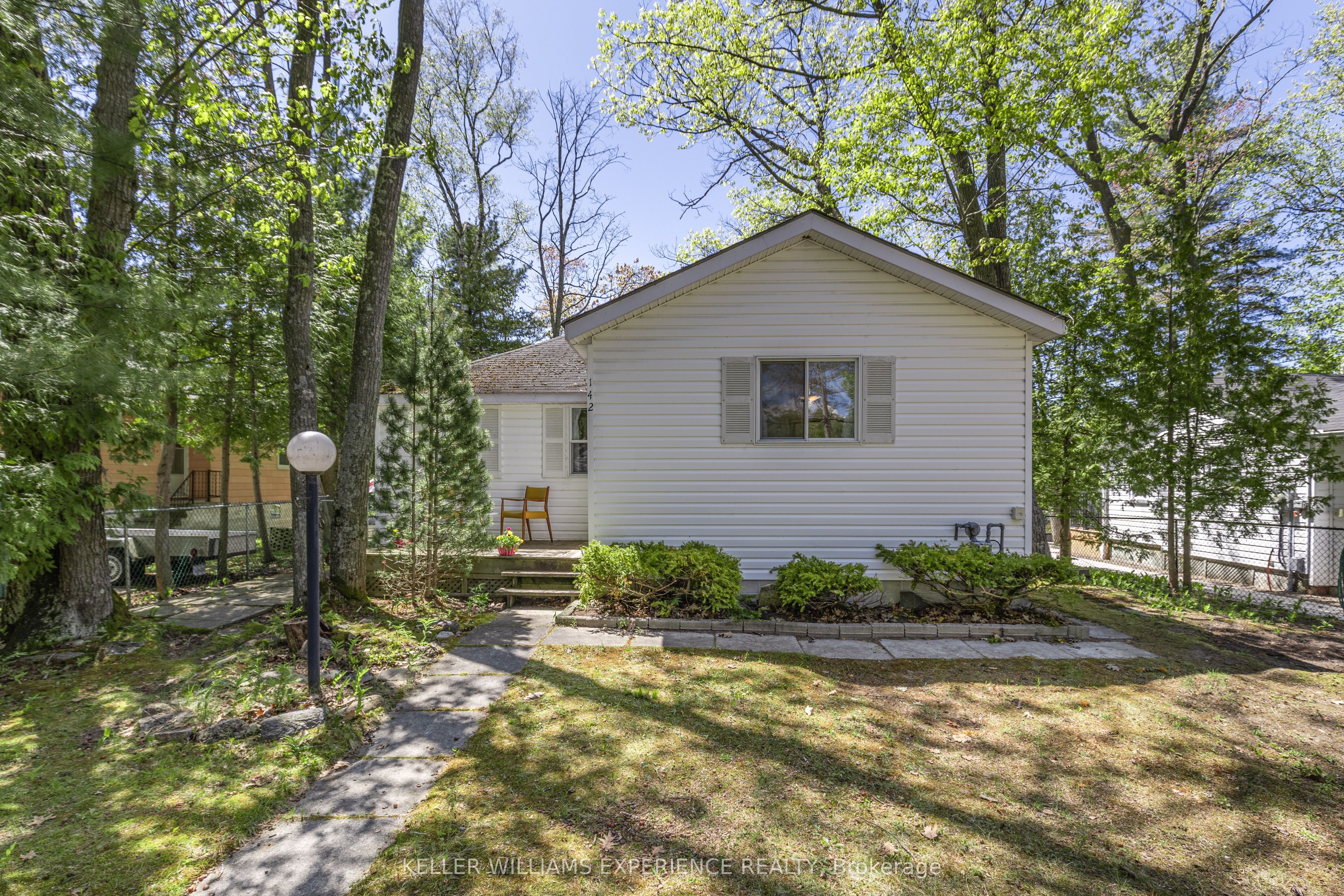 142 32nd Street S Property Photo 1