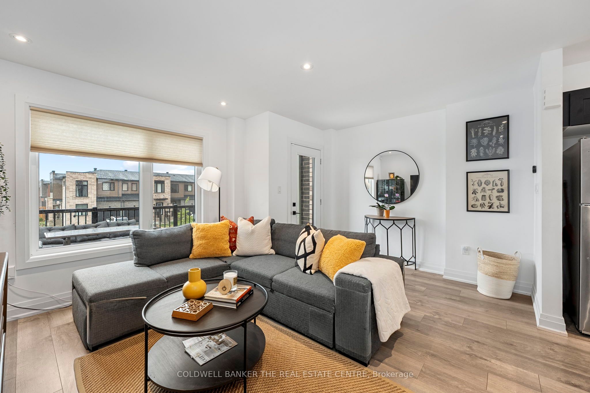 121 Fairlane Avenue Property Photo 8