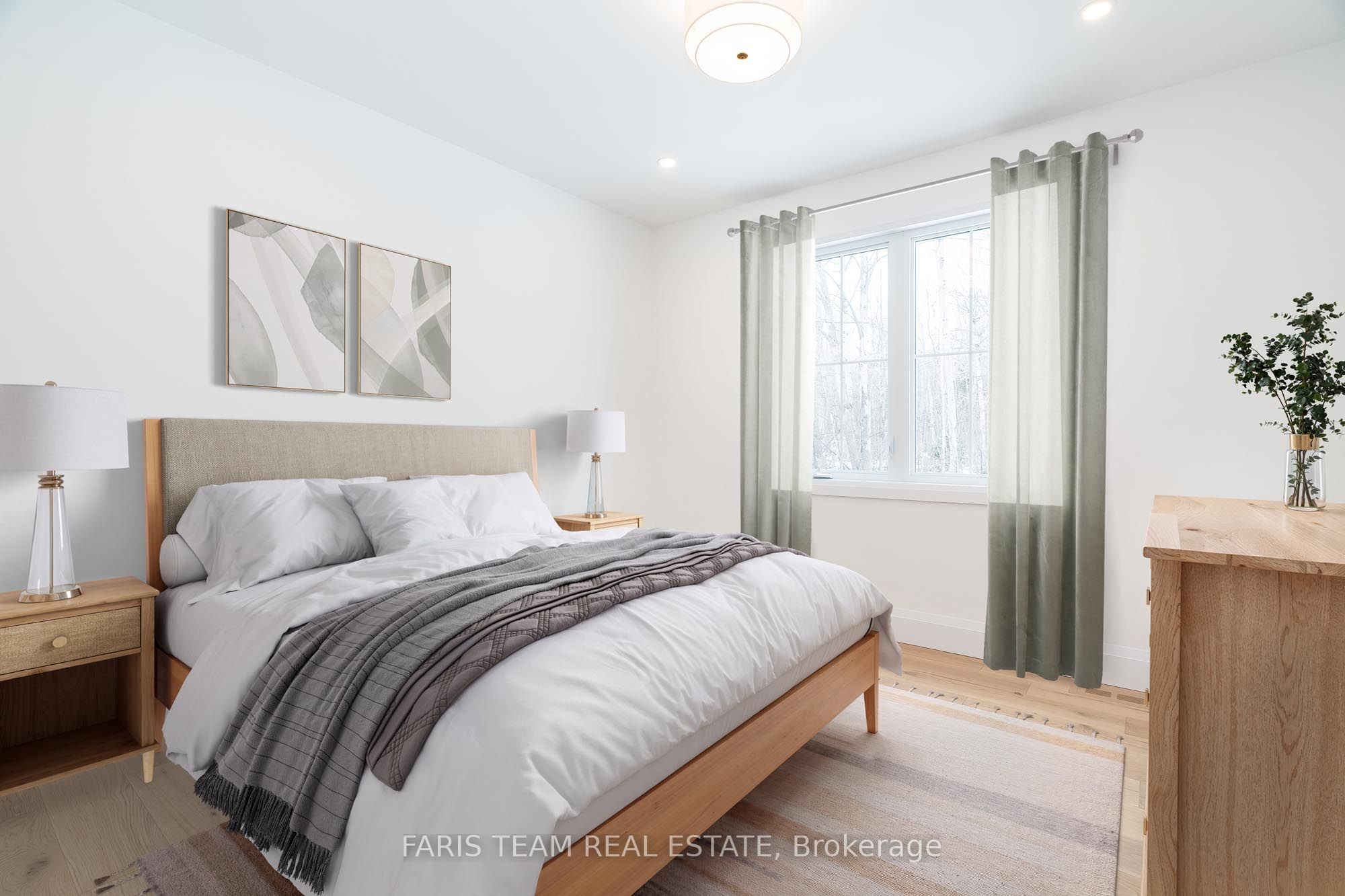 262 Lakeshore Road W Property Photo 22