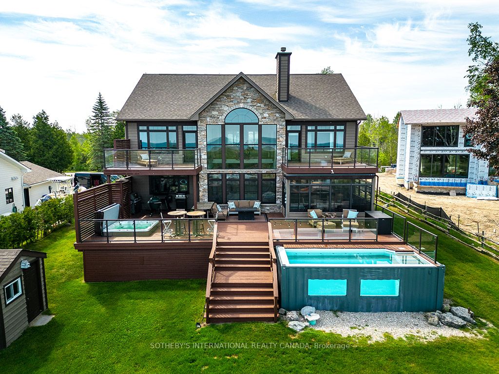 156 Bartlett Boulevard Property Image