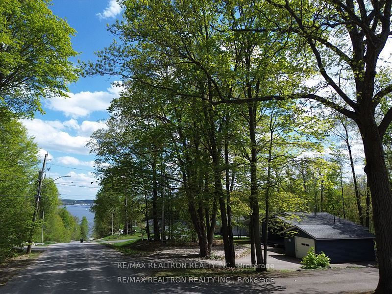 408 Curry Road Property Photo 1