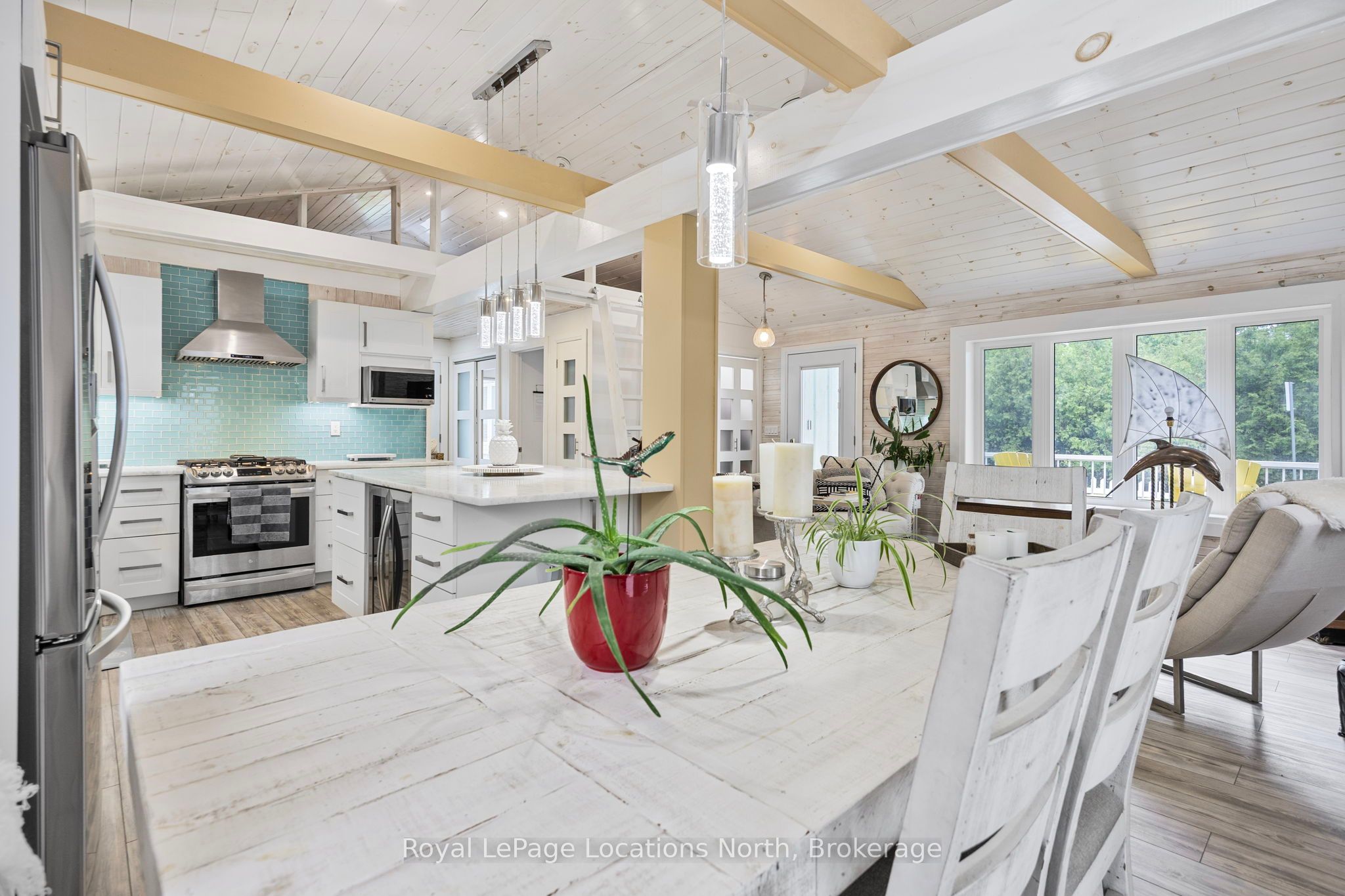 1849 Shore Lane Property Photo 11