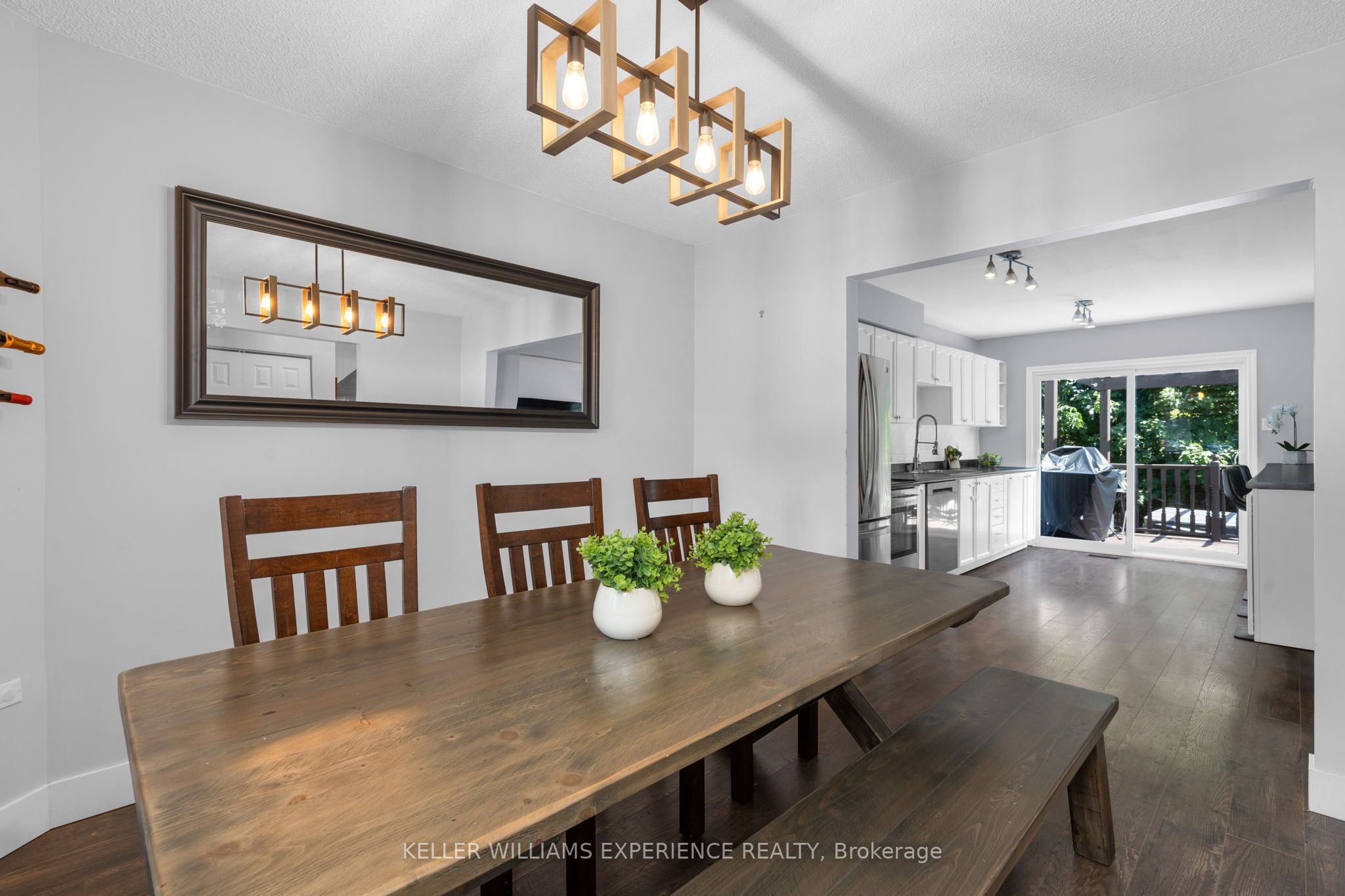 50 Rosenfeld Drive Property Photo 7