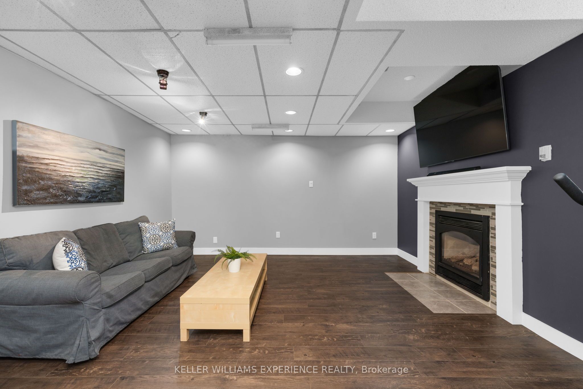 50 Rosenfeld Drive Property Photo 15