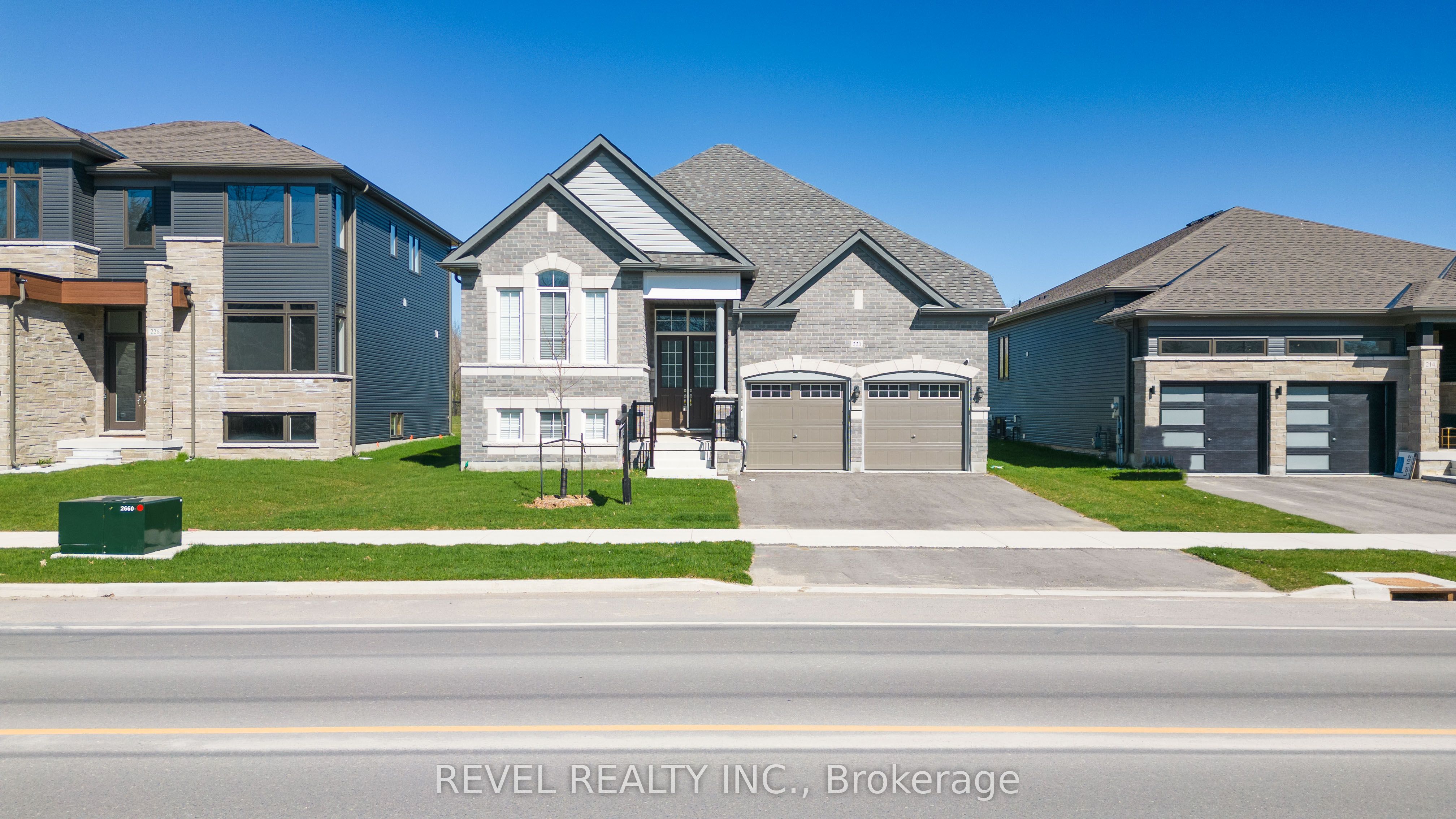 220 Ramblewood Drive Property Photo 1