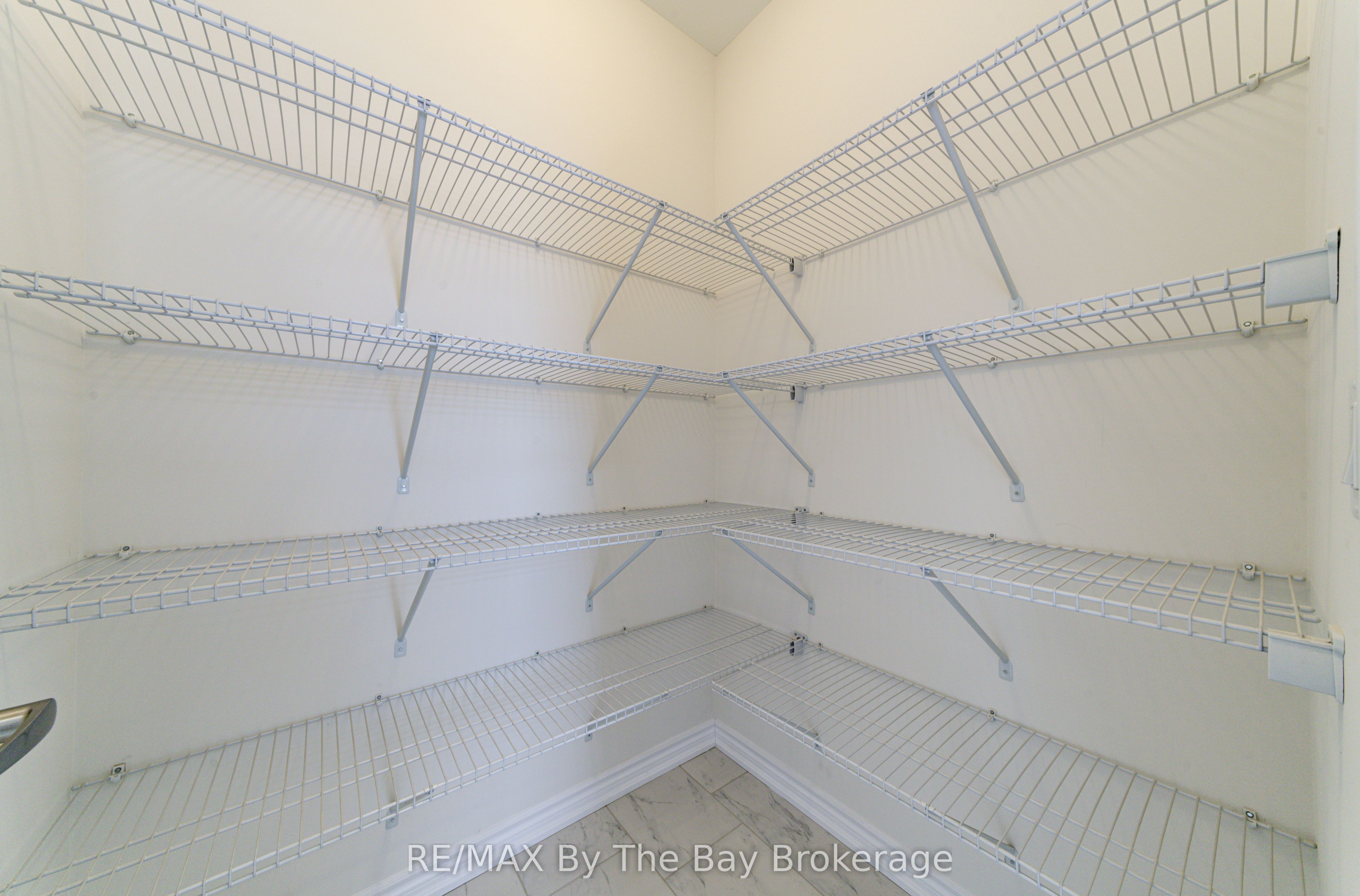105 Sun Valley Avenue Property Photo 21