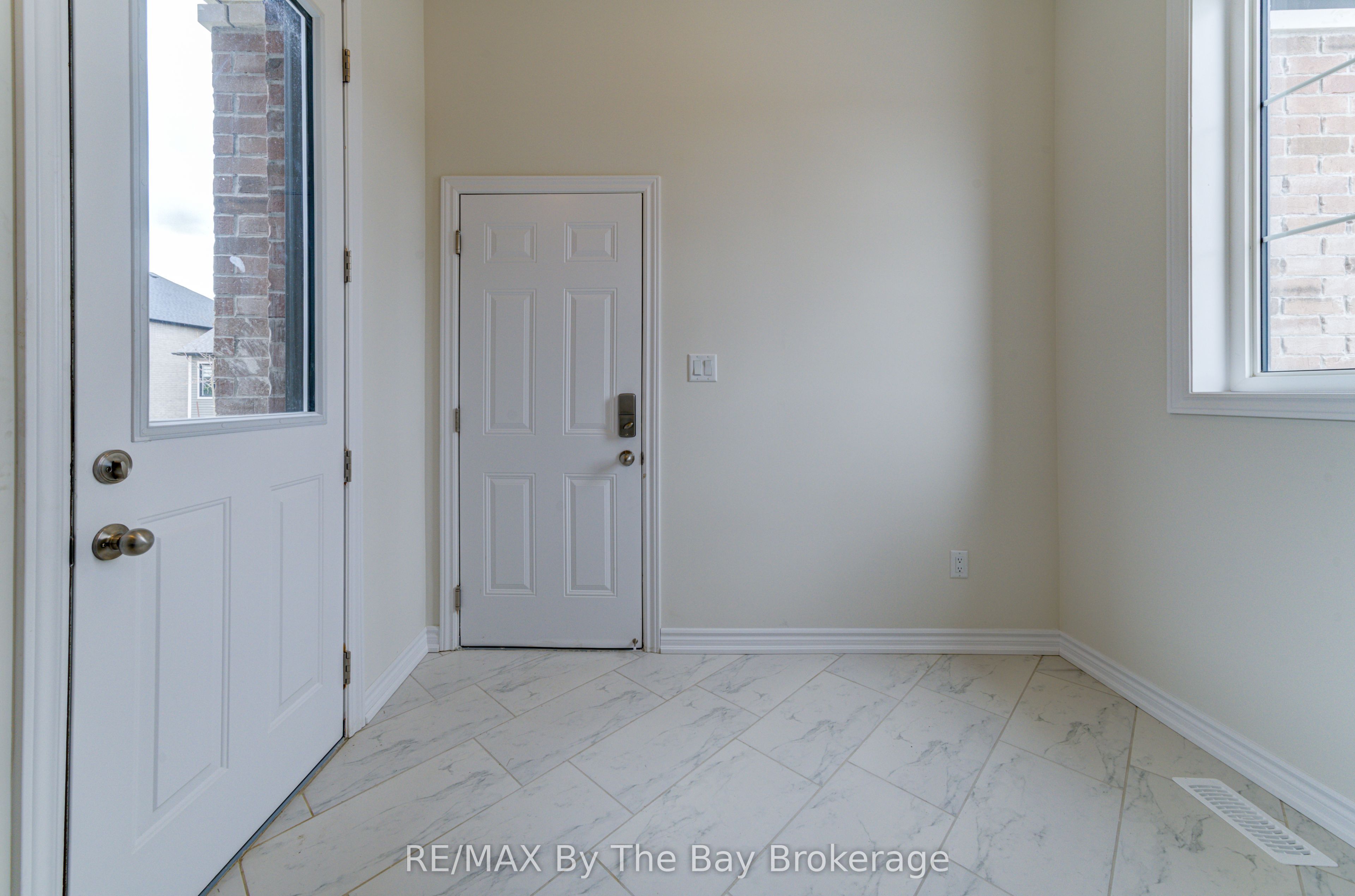105 Sun Valley Avenue Property Photo 32