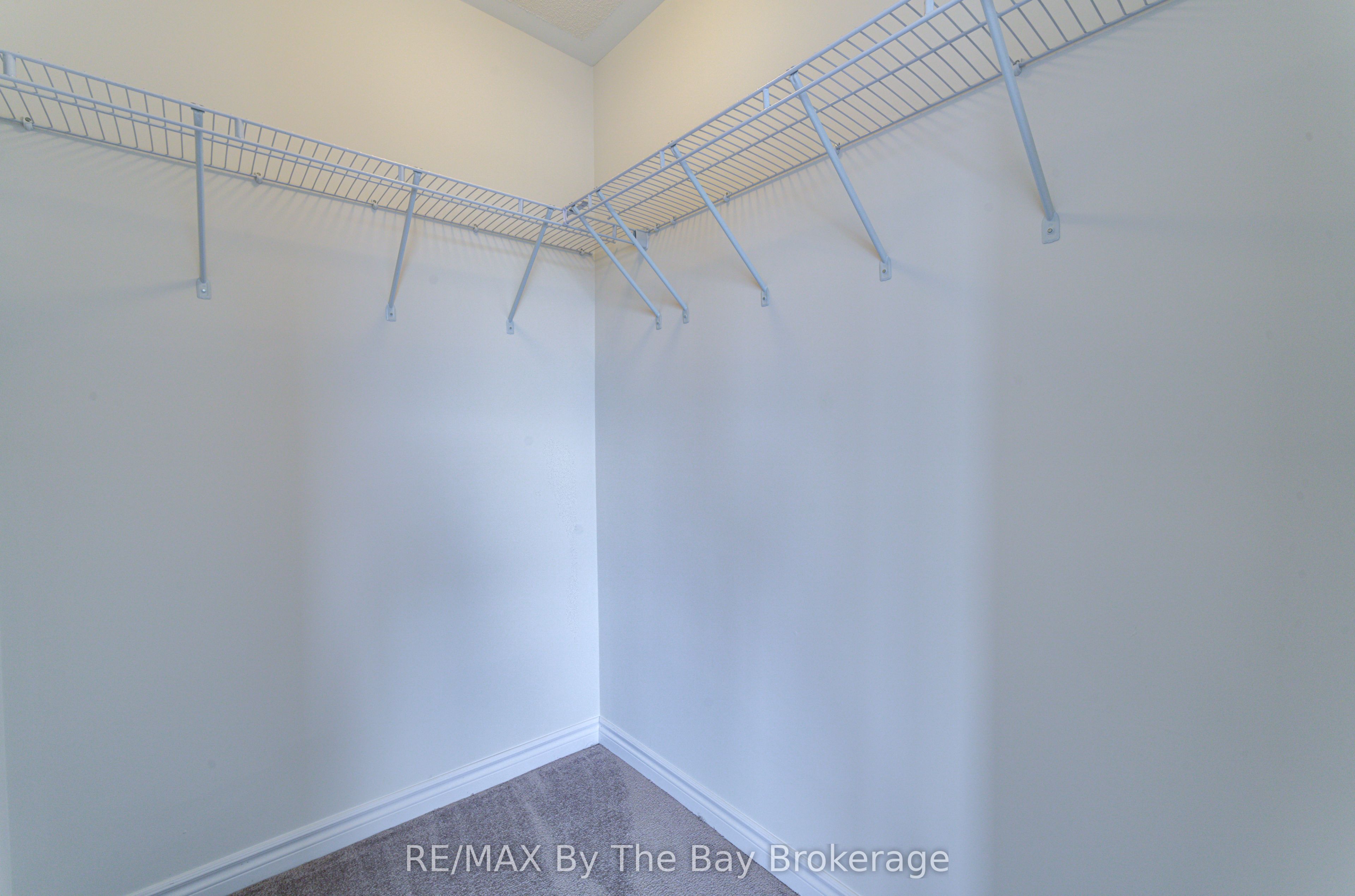 105 Sun Valley Avenue Property Photo 44