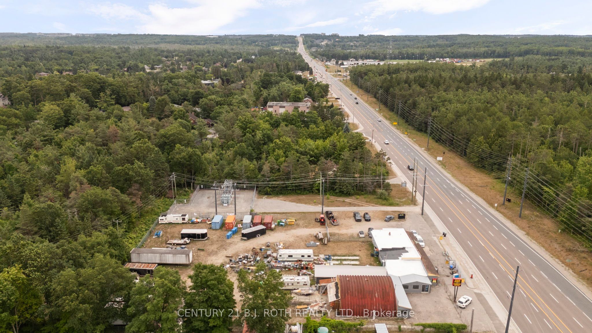 1285 Bayfield Street N Unit 1/2 Property Photo 5