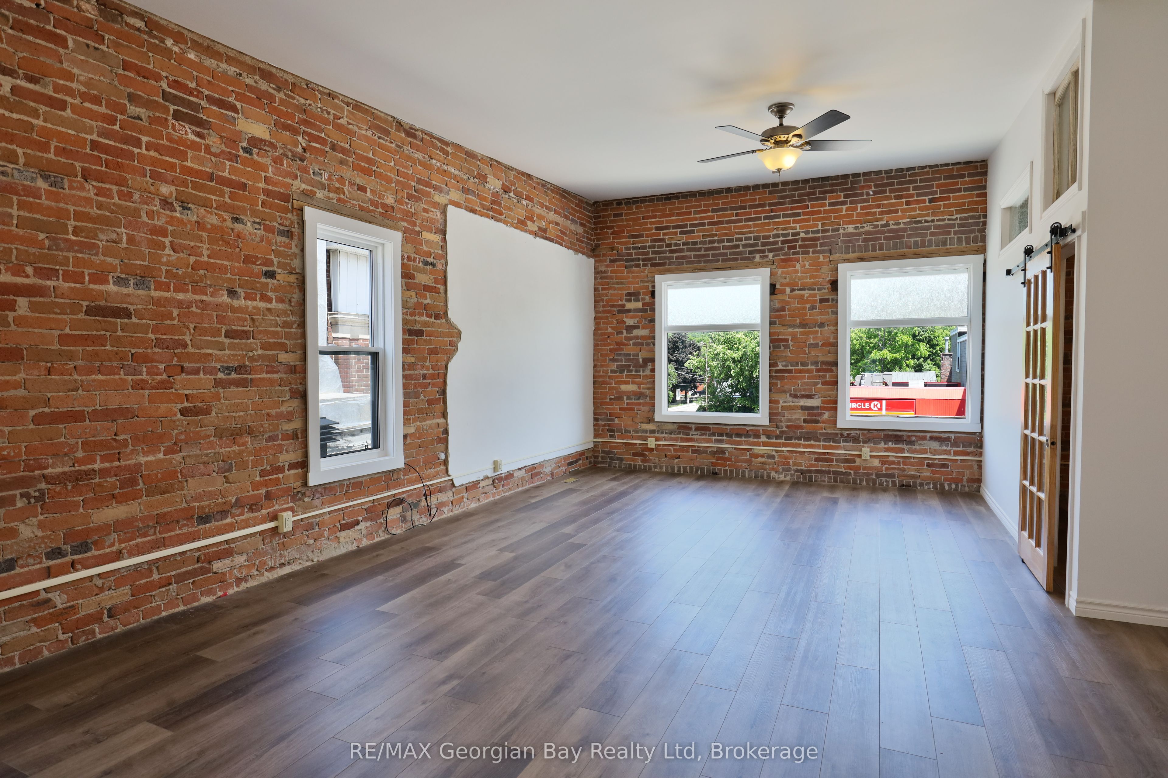 98 Main Street Property Photo 14