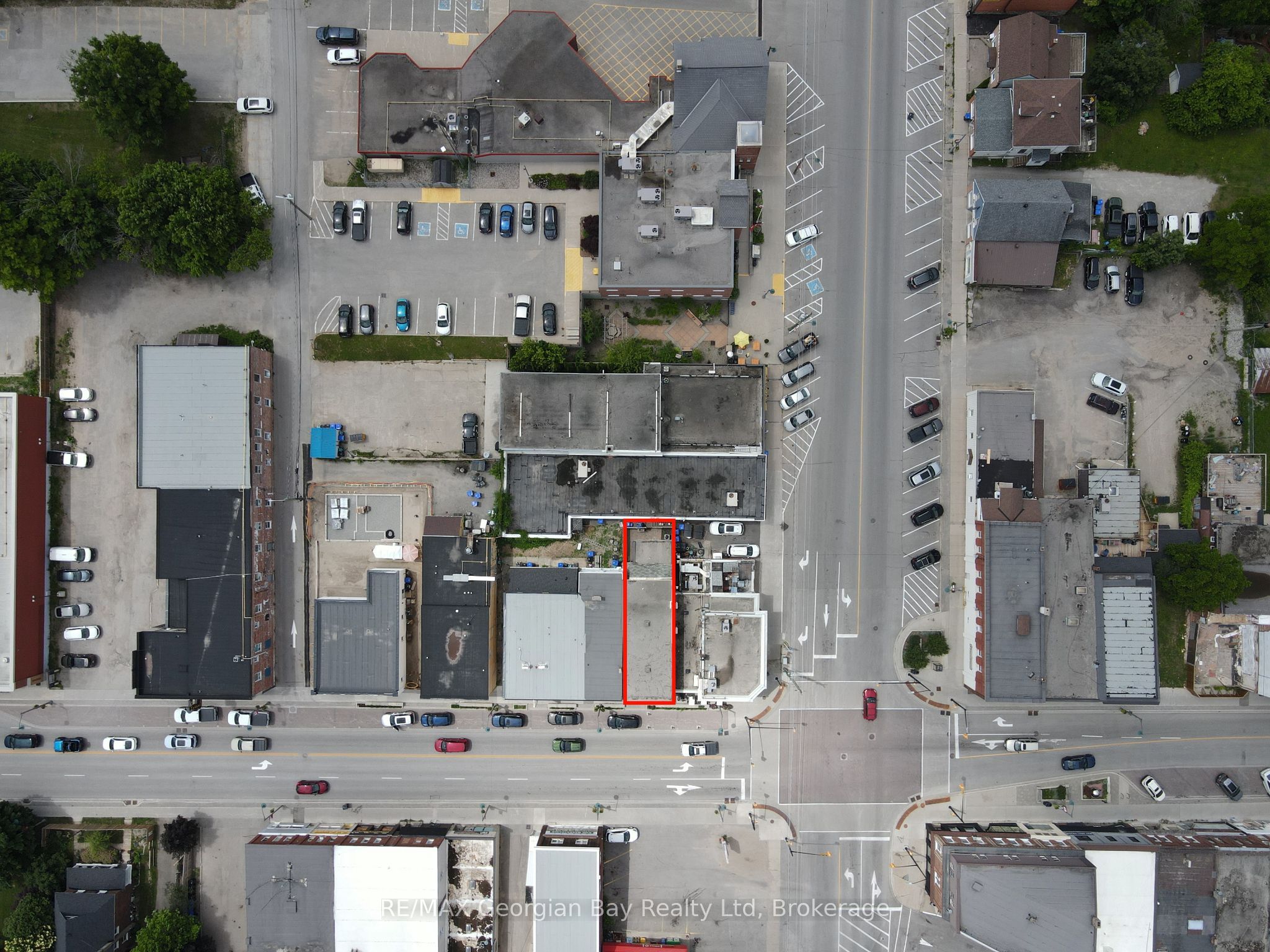 98 Main Street Property Photo 36