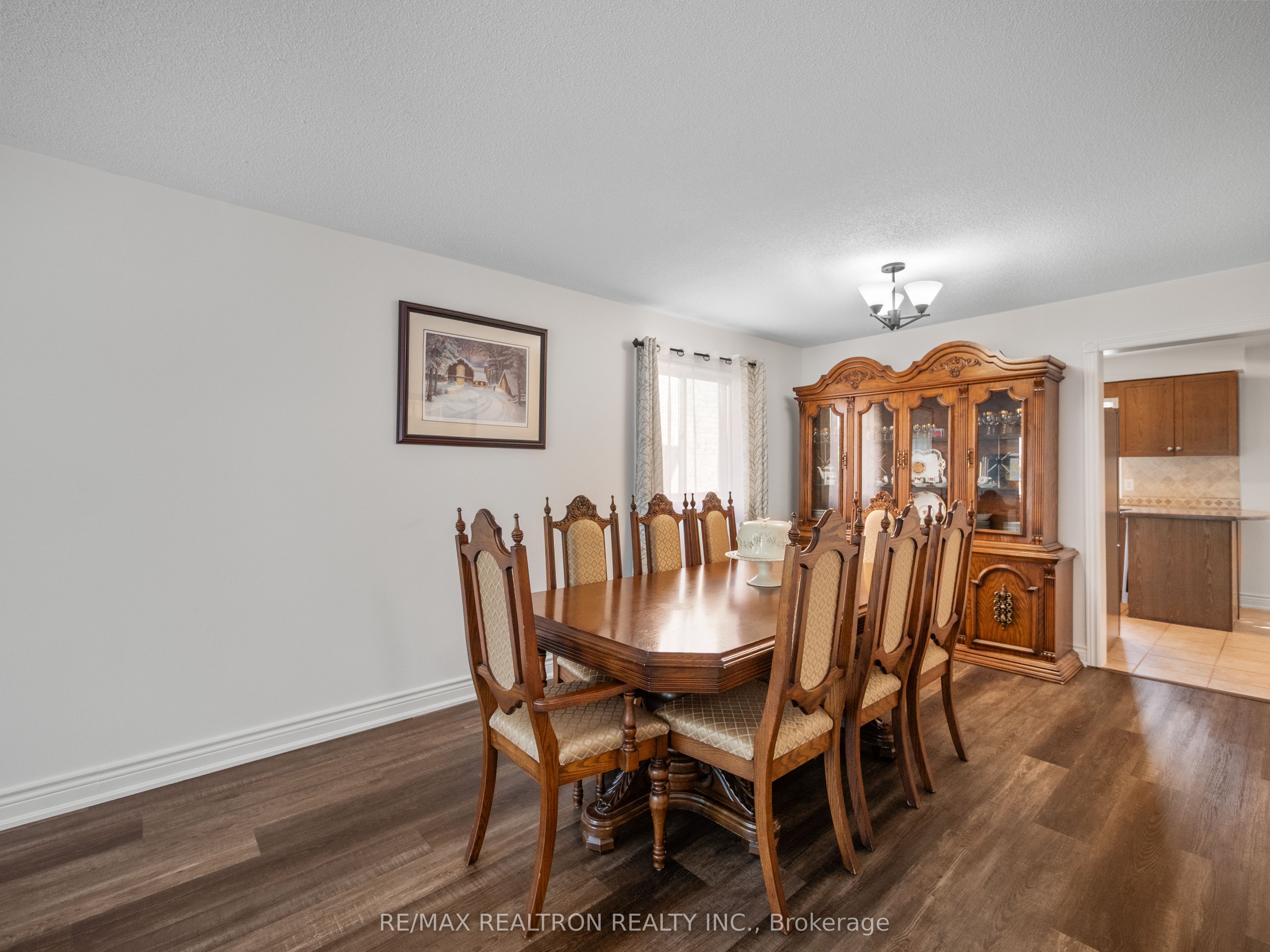 45 White Elm Road Property Photo 5
