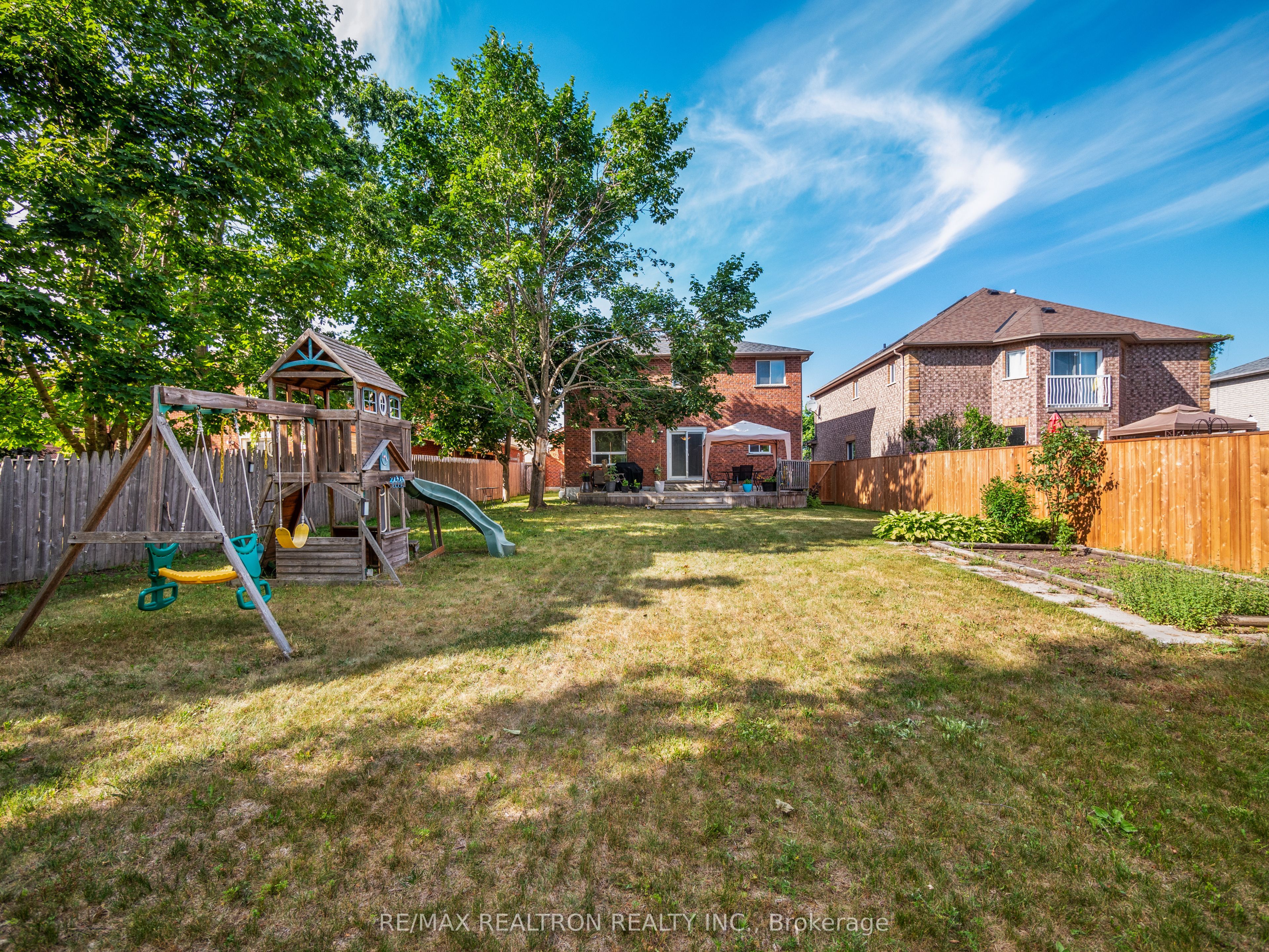 45 White Elm Road Property Photo 27