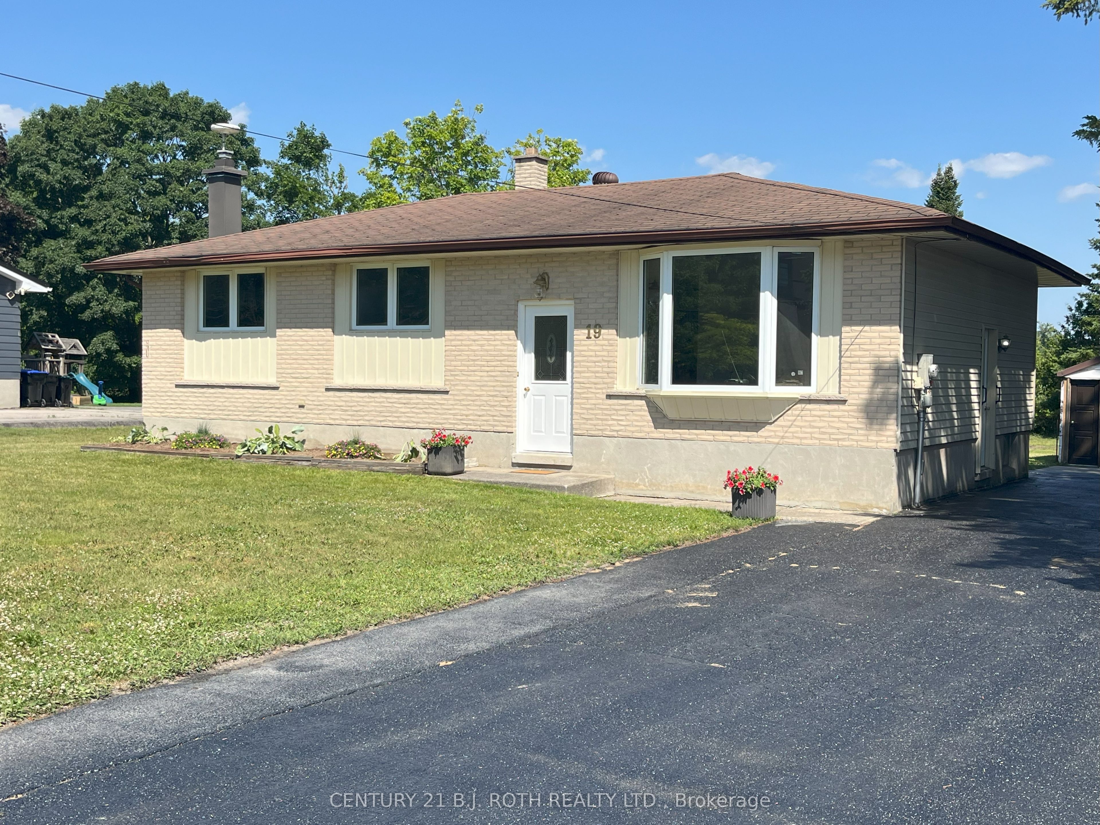 19 Finlay Mill Road Property Photo 2