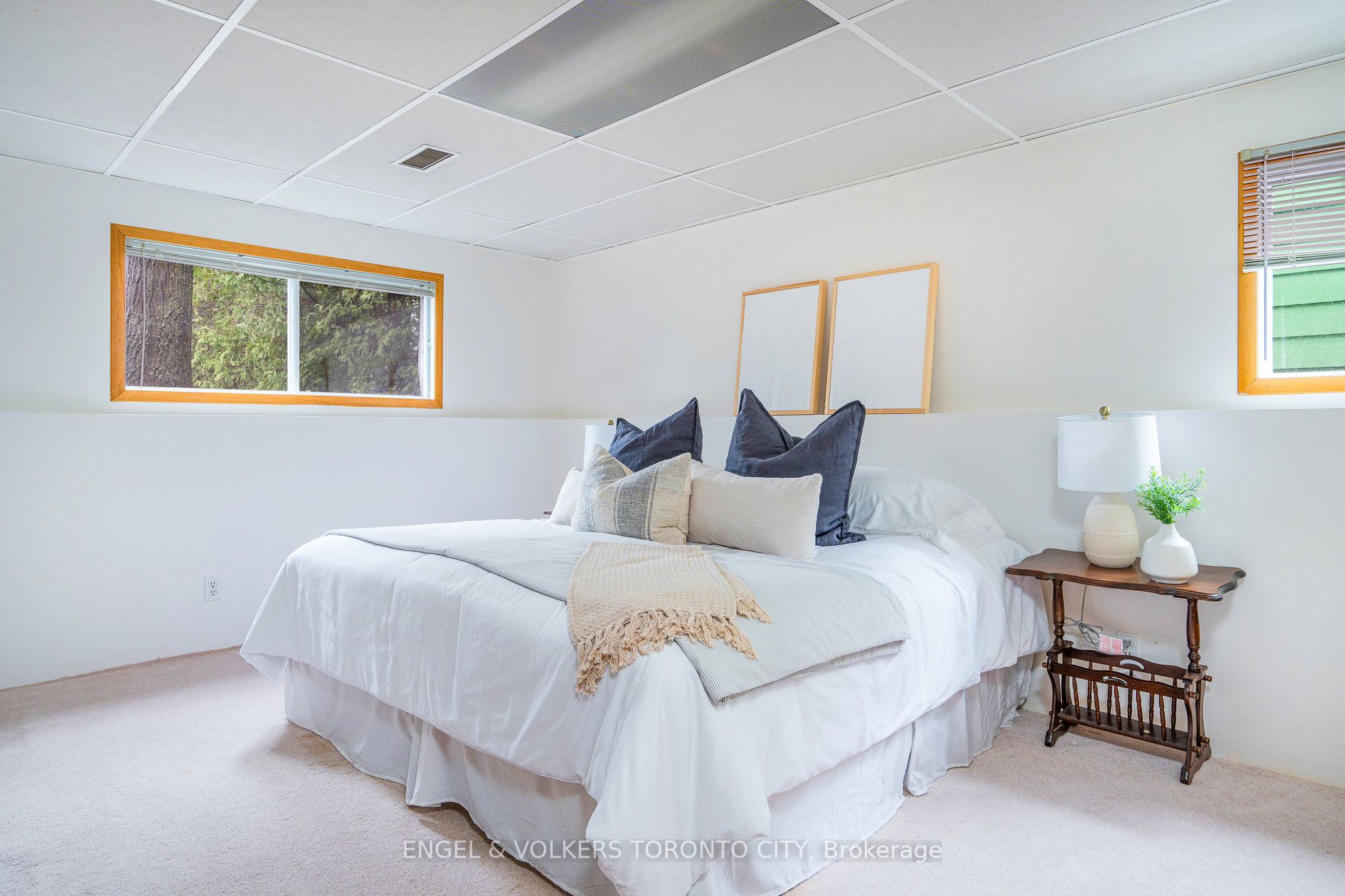 381 Zoo Park Road Property Photo 15