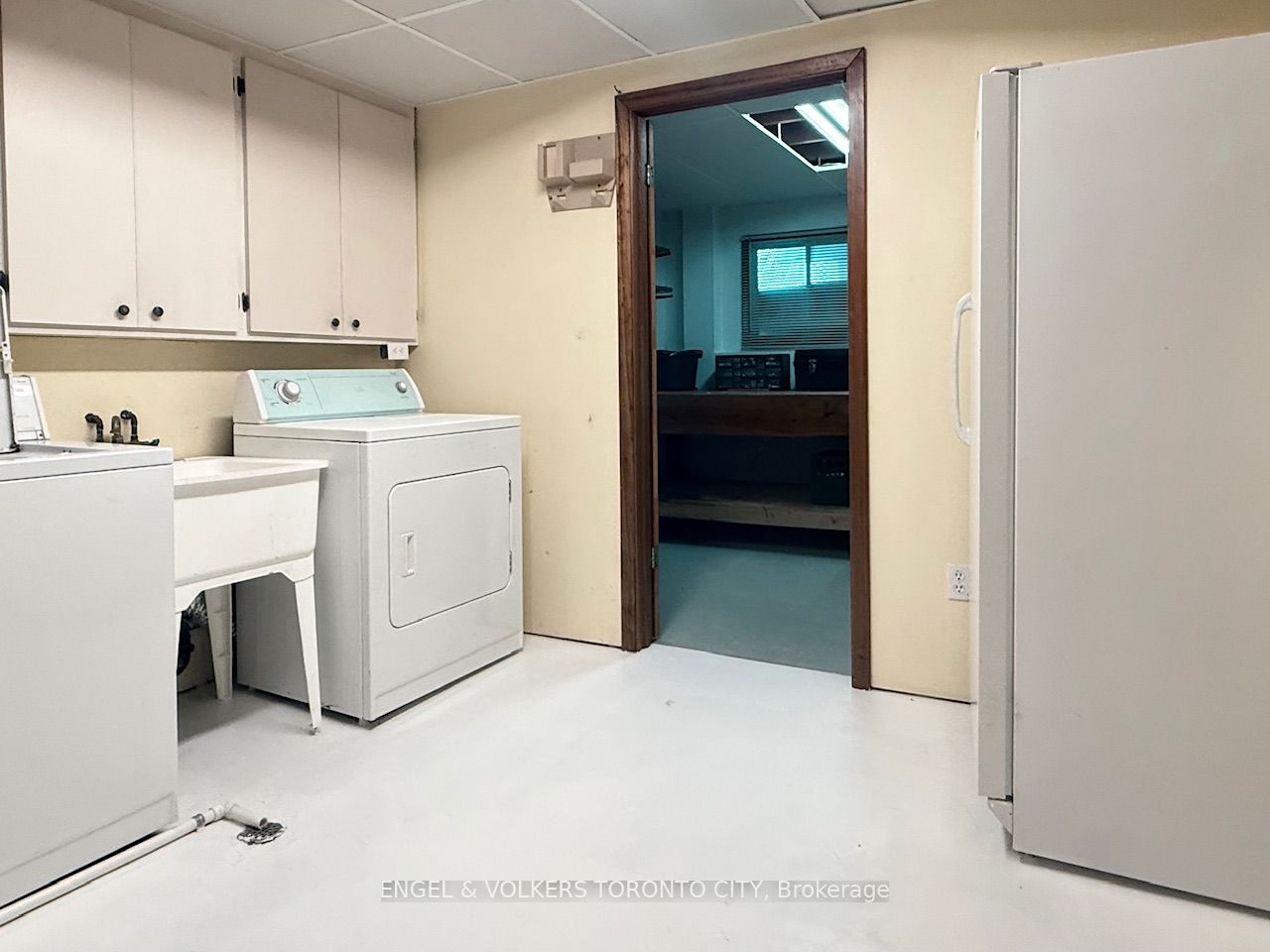 381 Zoo Park Road Property Photo 16