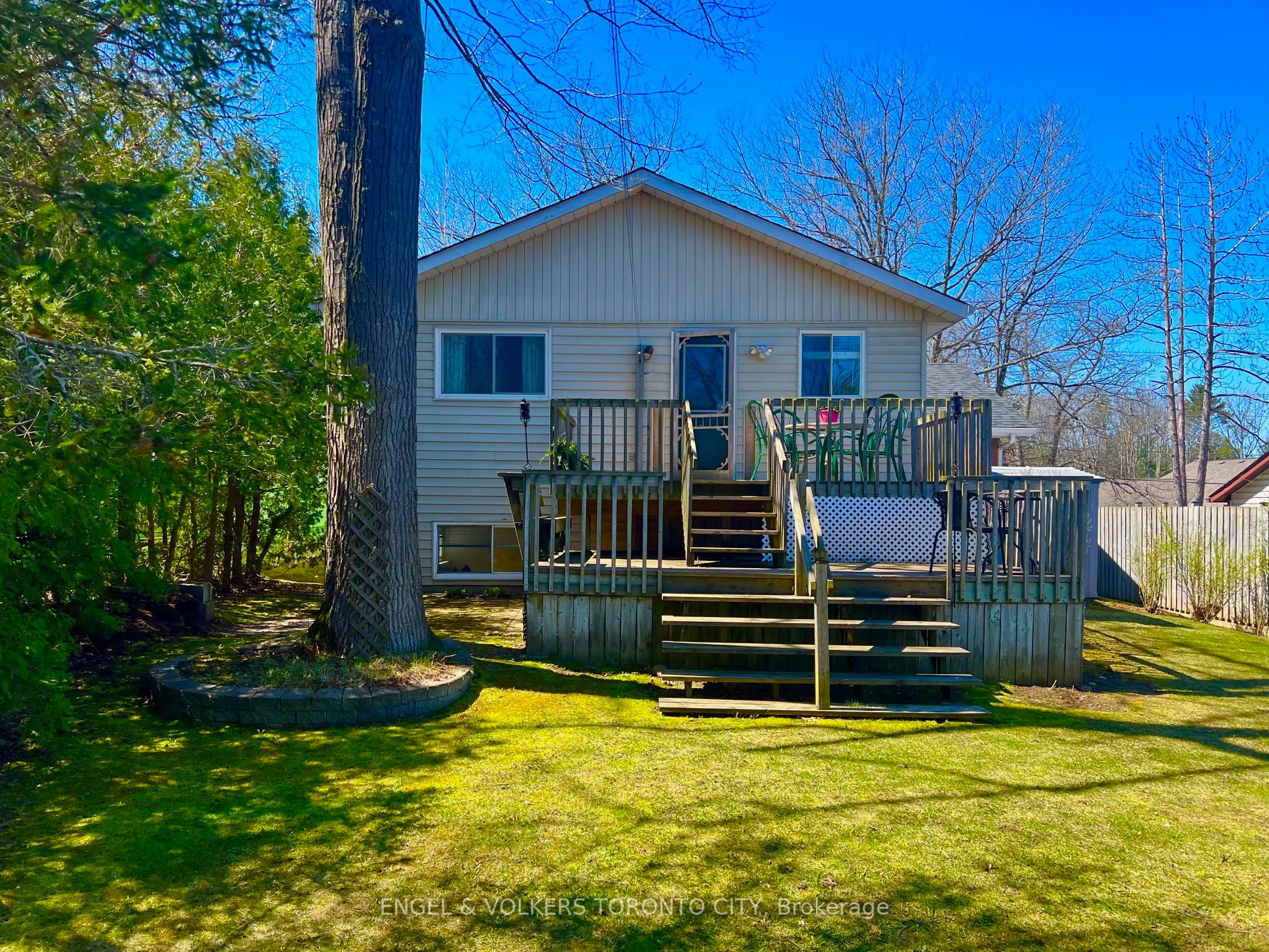 381 Zoo Park Road Property Photo 18