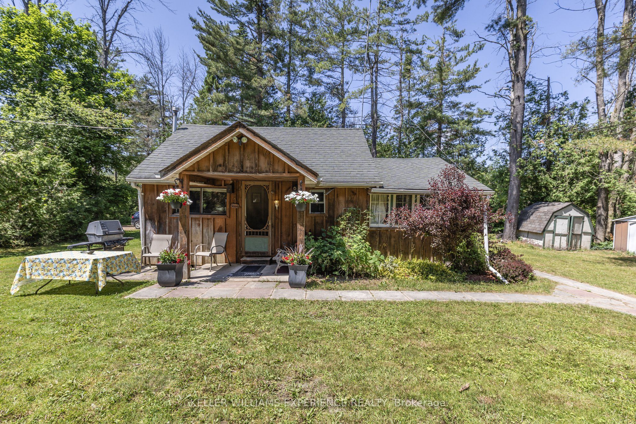 10 Simcoe Road Property Photo 1