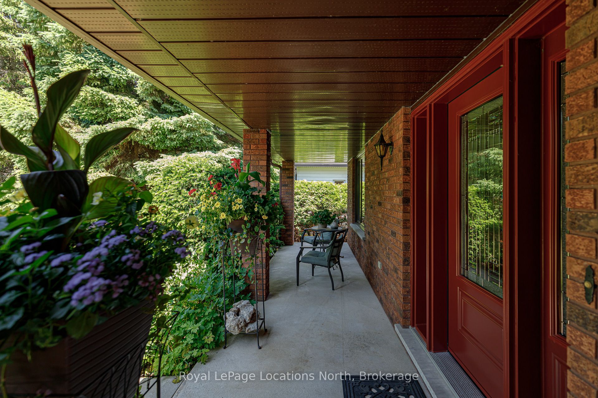 43 Georgian Manor Drive Property Photo 6