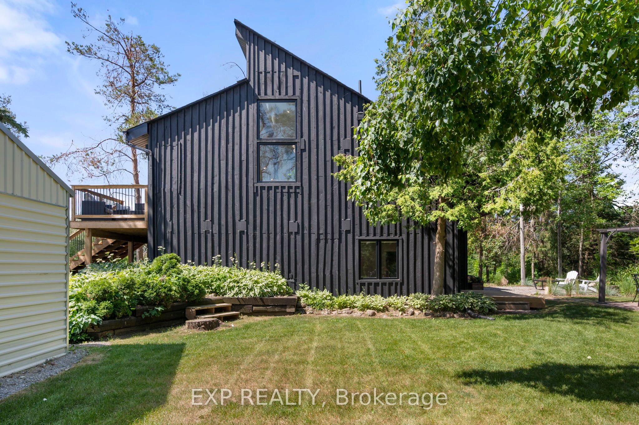 24 Shelswell Boulevard Property Photo 2
