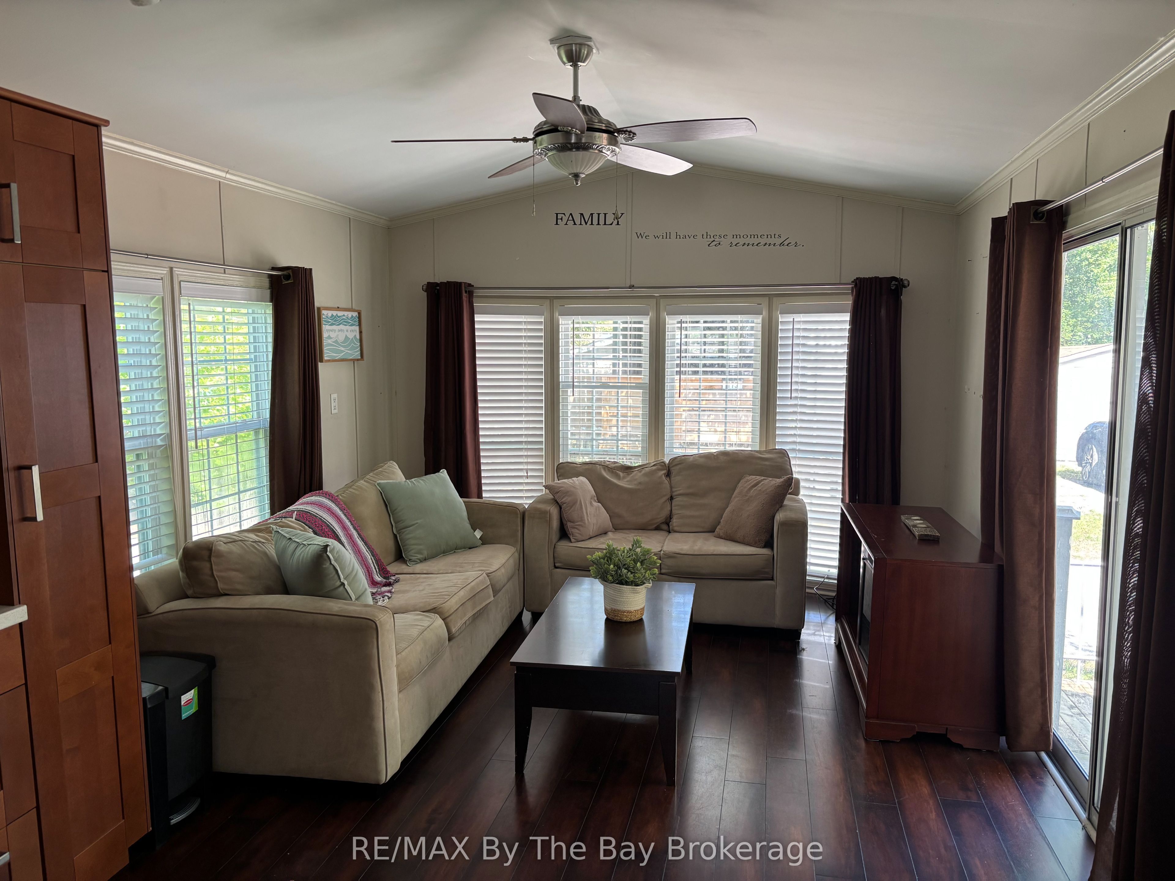 85 Theme Park Drive 173 Property Photo 8