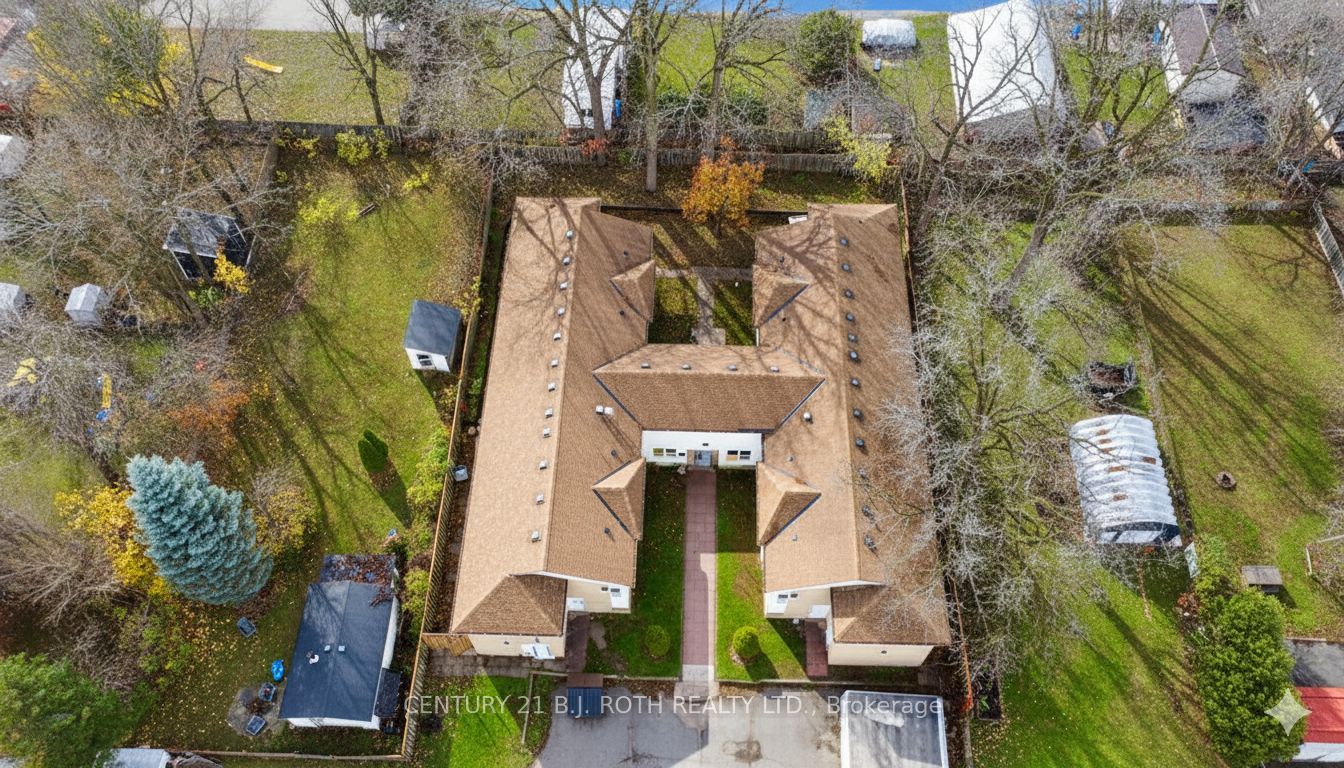 24 North Street N Property Photo 6