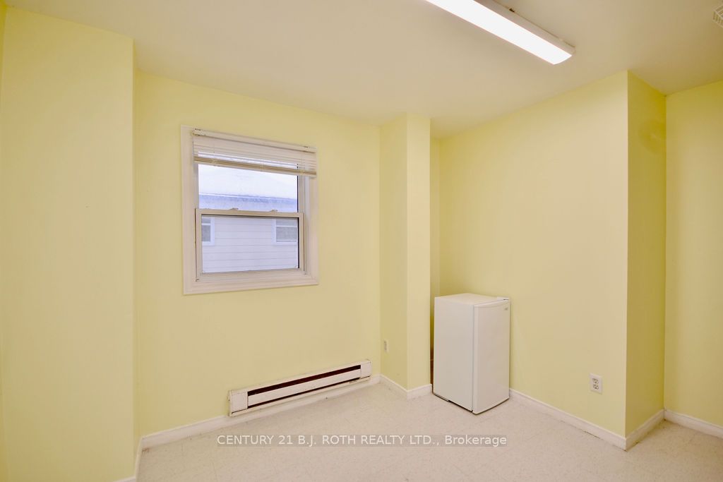 24 North Street N Property Photo 17