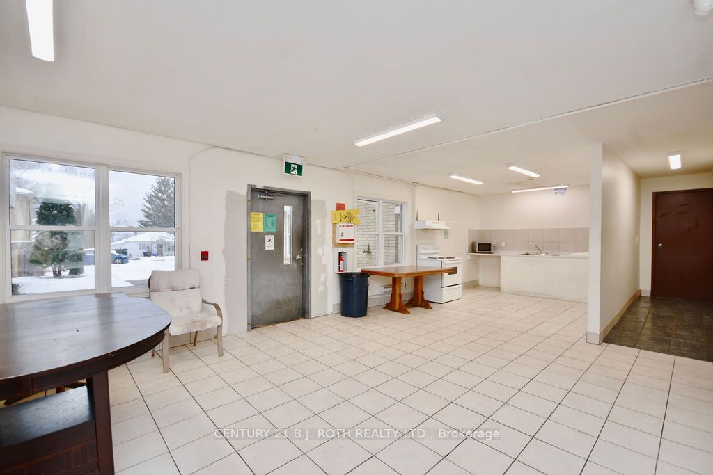 24 North Street N Property Photo 30