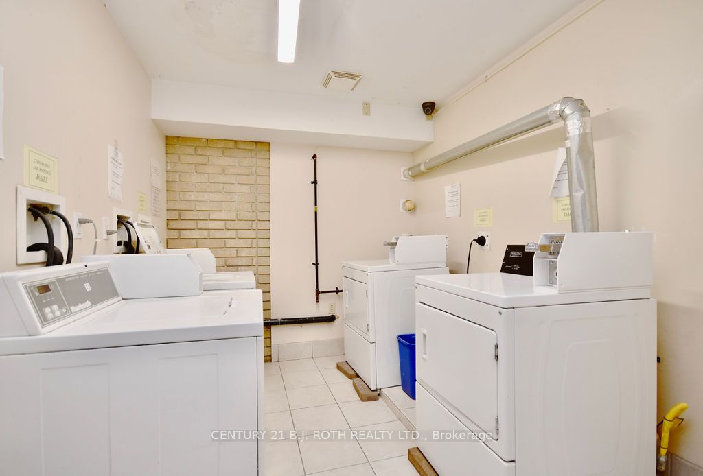 24 North Street N Property Photo 32