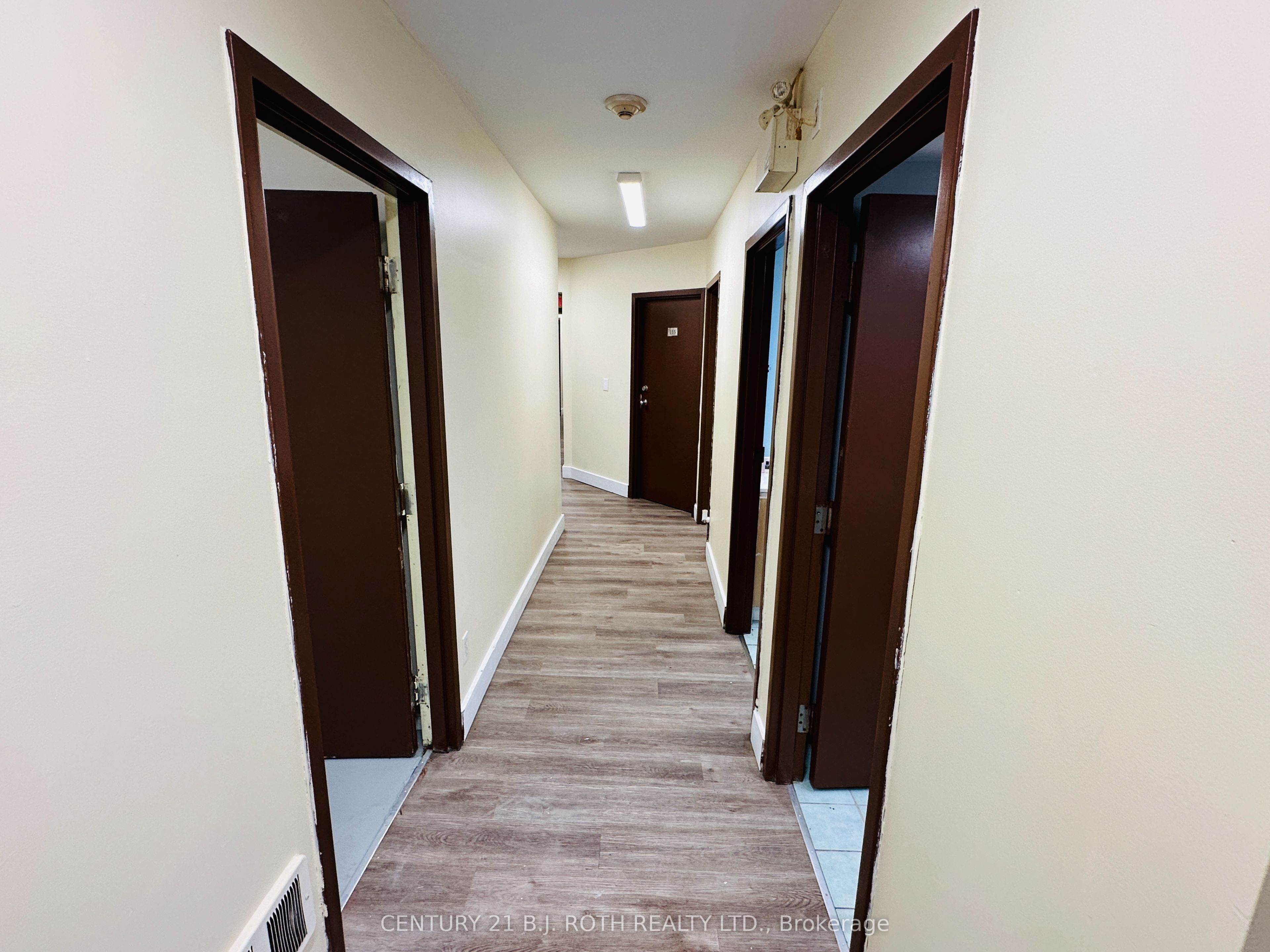 24 North Street N Property Photo 34