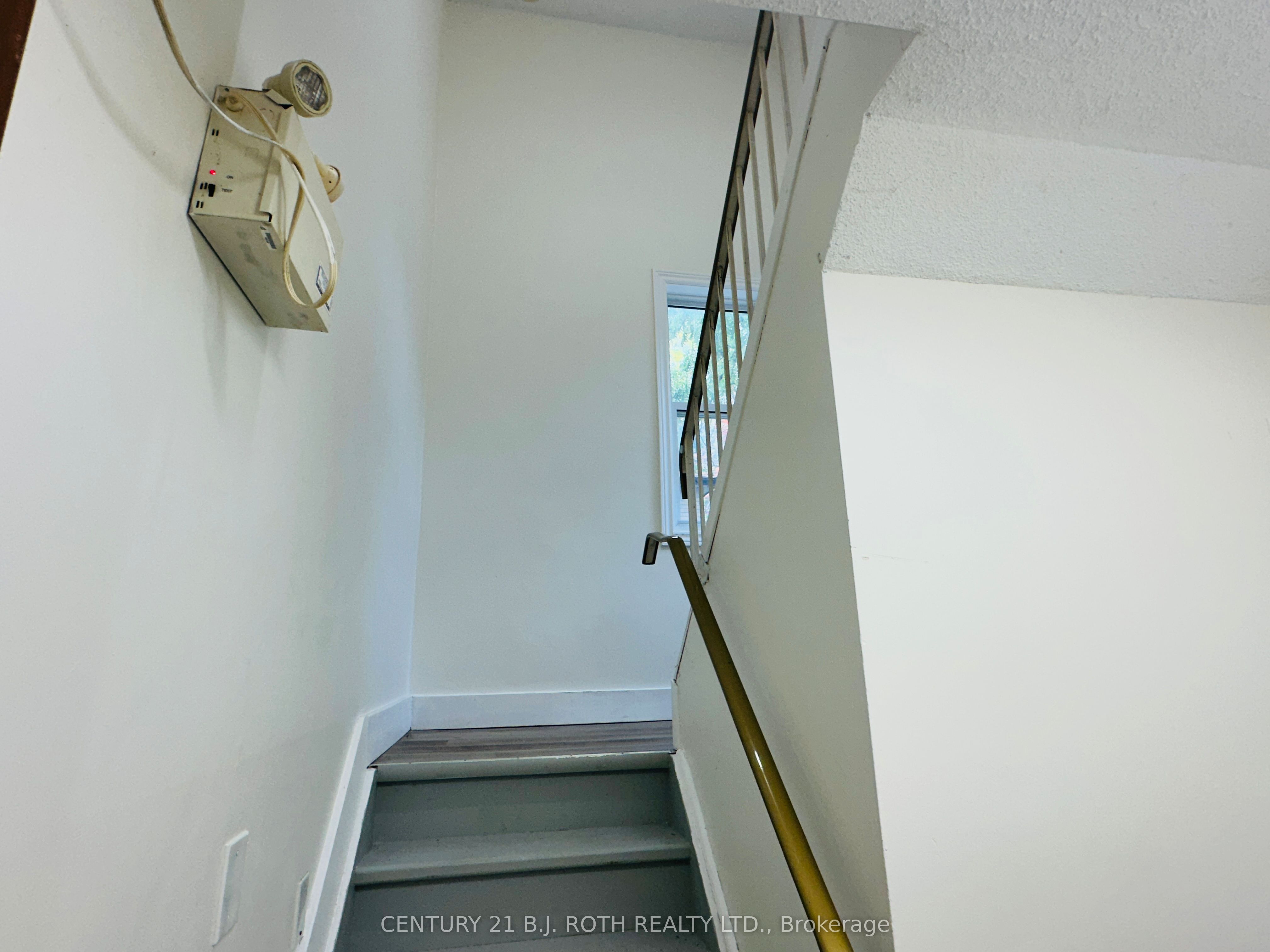 24 North Street N Property Photo 44