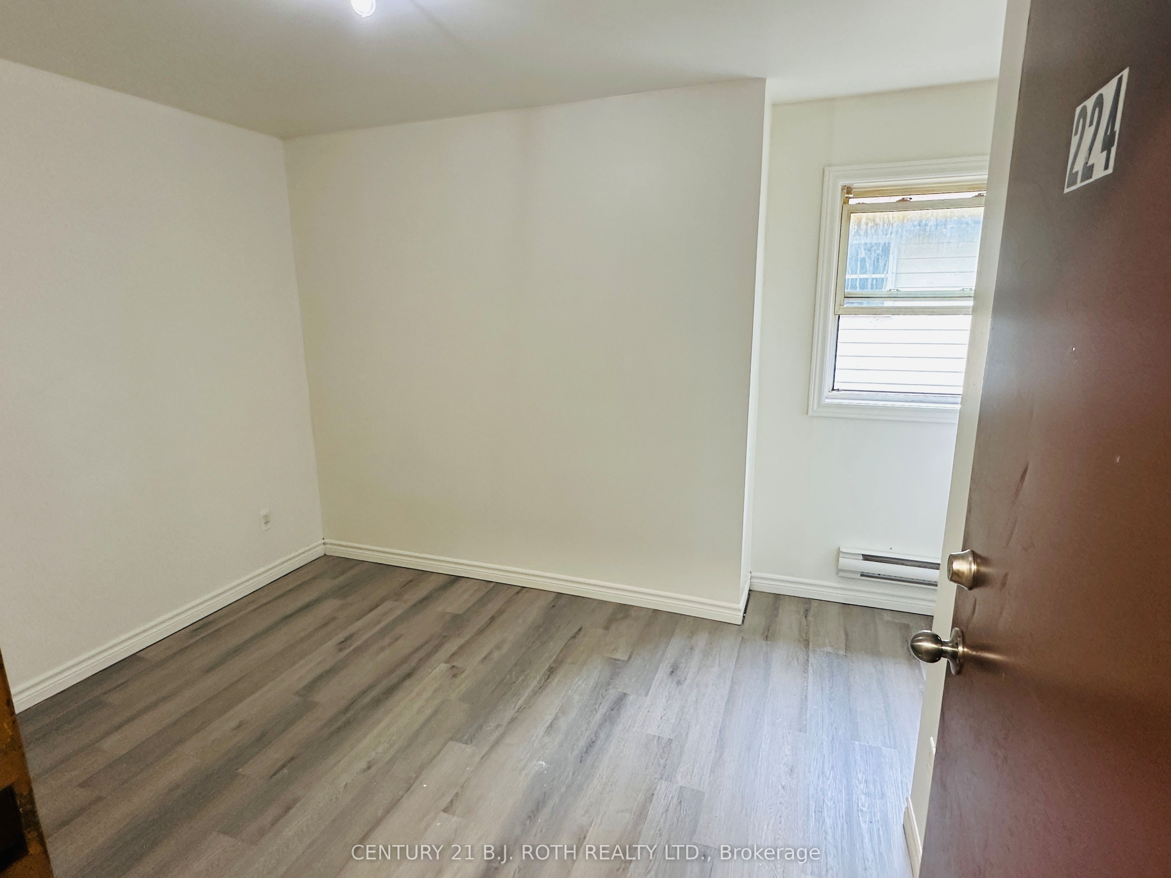 24 North Street N Property Photo 46