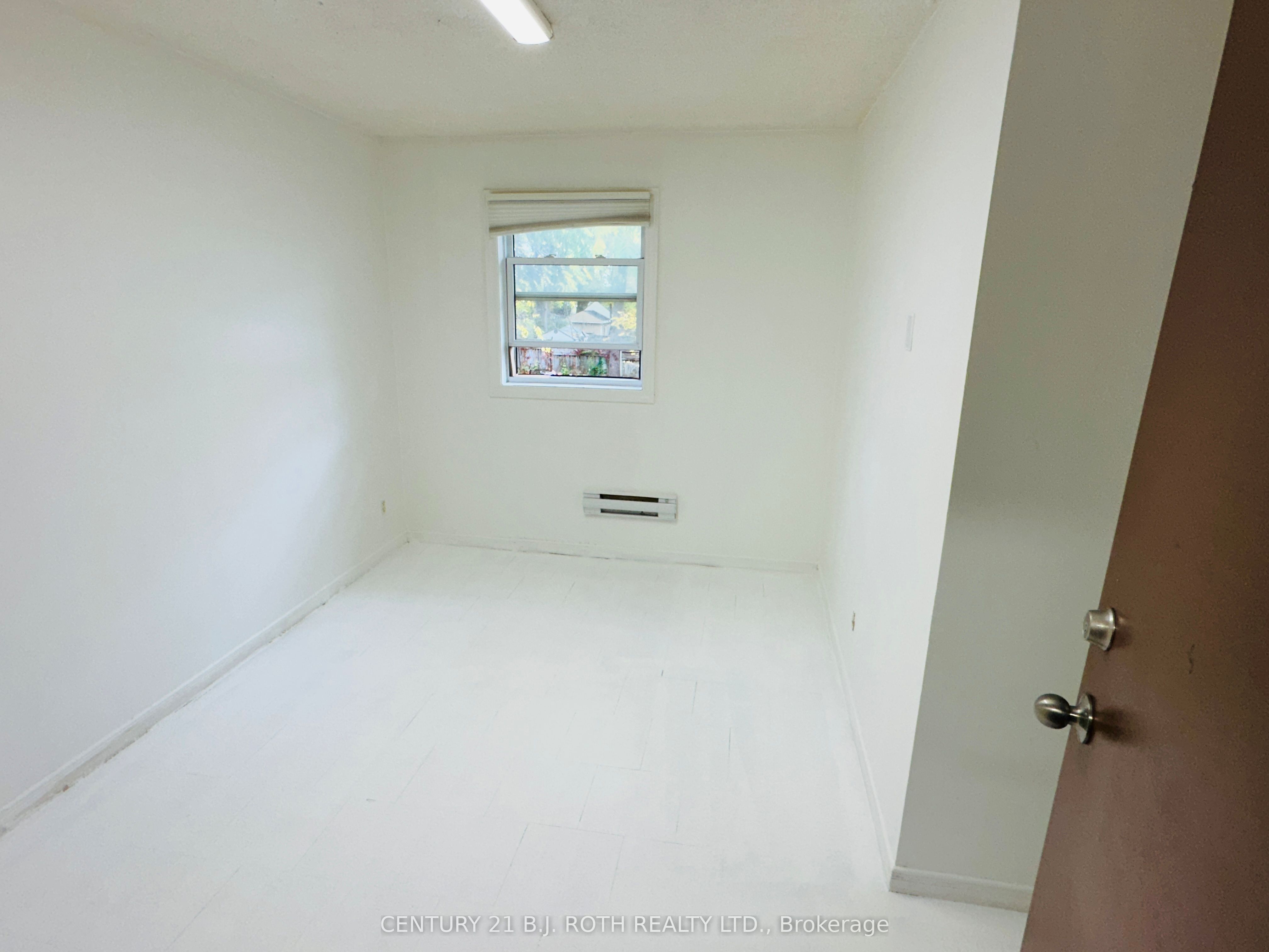 24 North Street N Property Photo 47