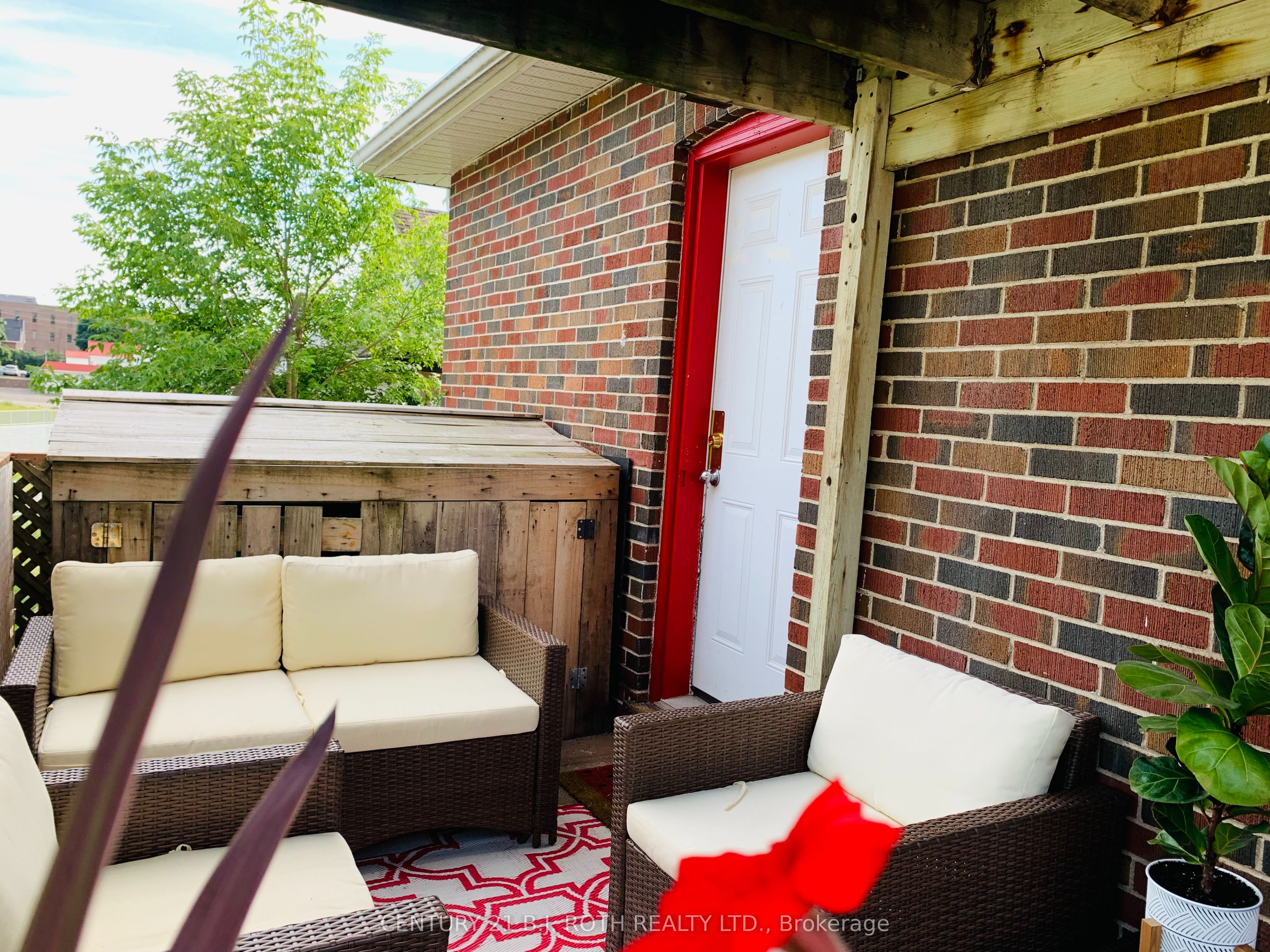 156 Dunlop Street Property Photo 6