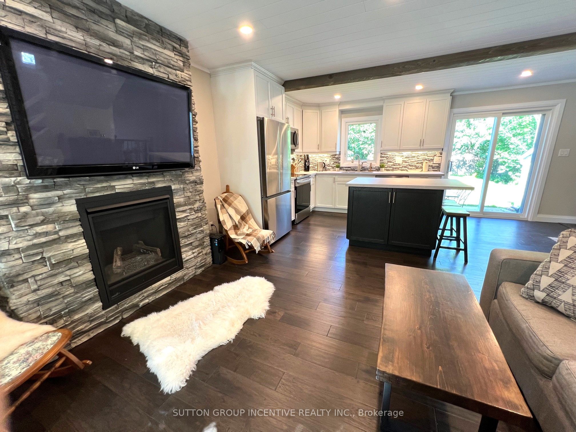 77 Drury Lane Property Photo 17
