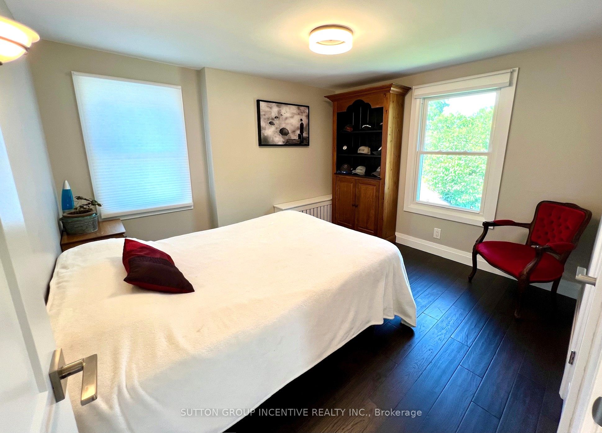 77 Drury Lane Property Photo 28