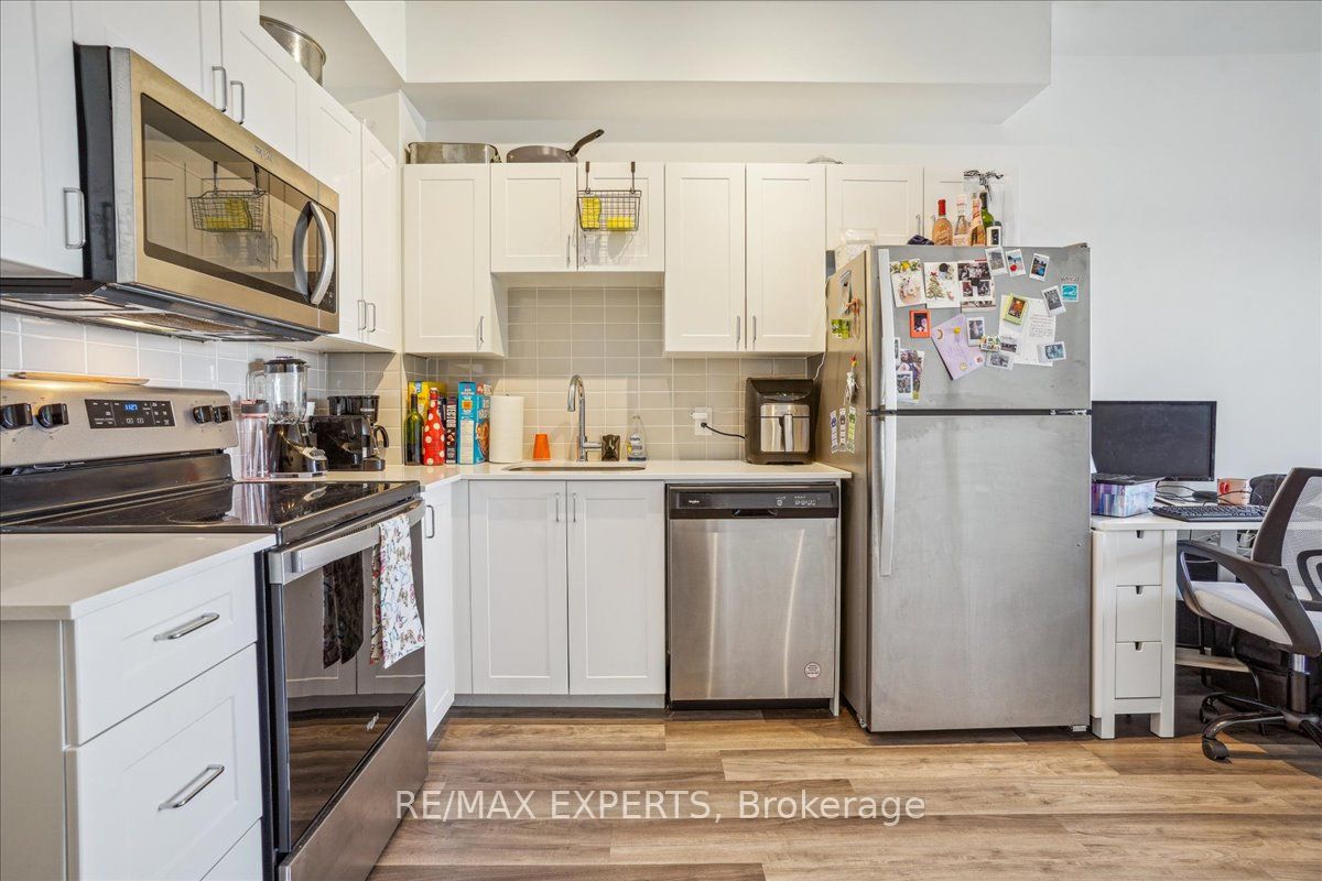 #419 - 430 Essa Road Property Photo 1