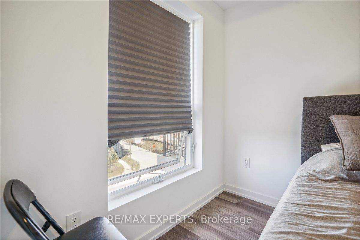 #419 - 430 Essa Road Property Photo 18