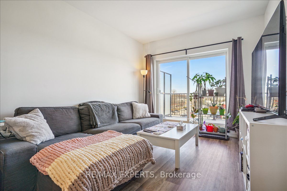 #419 - 430 Essa Road Property Photo 19