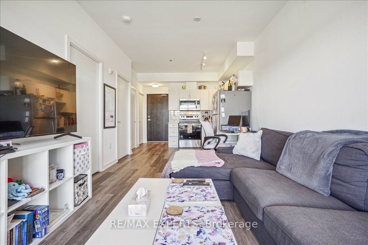 #419 - 430 Essa Road Property Photo 25