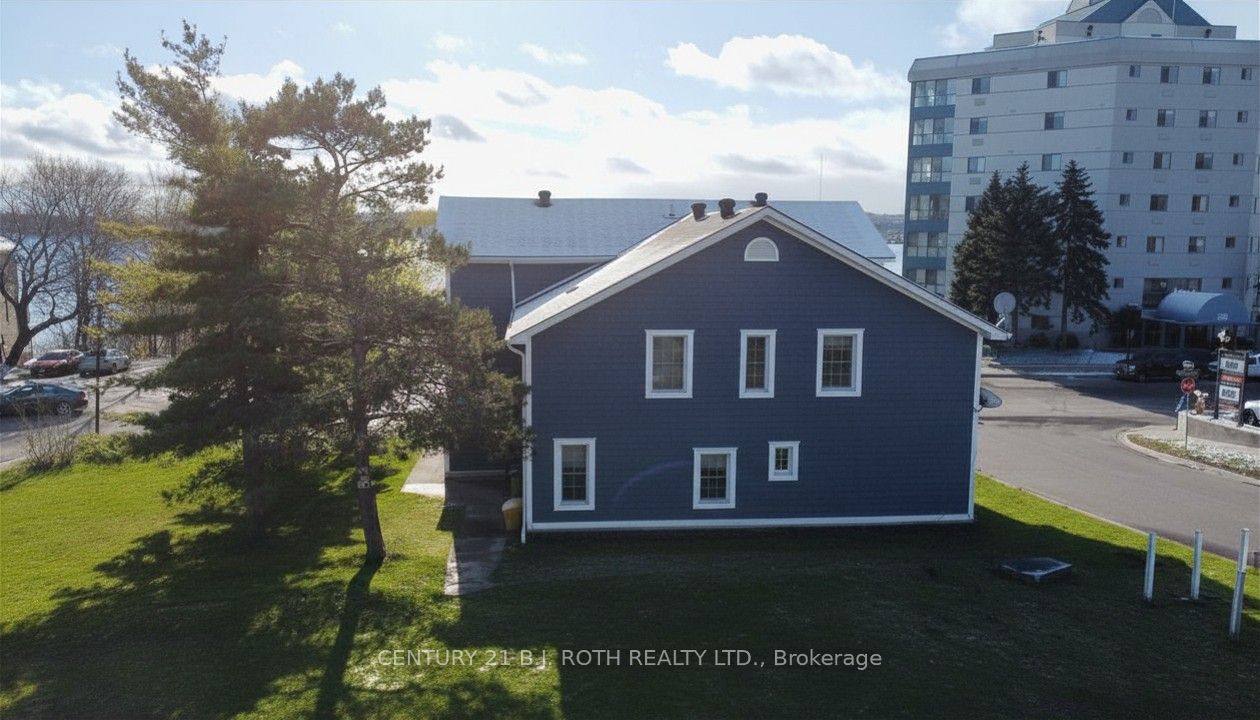 194 Dunlop Street E Property Photo 3