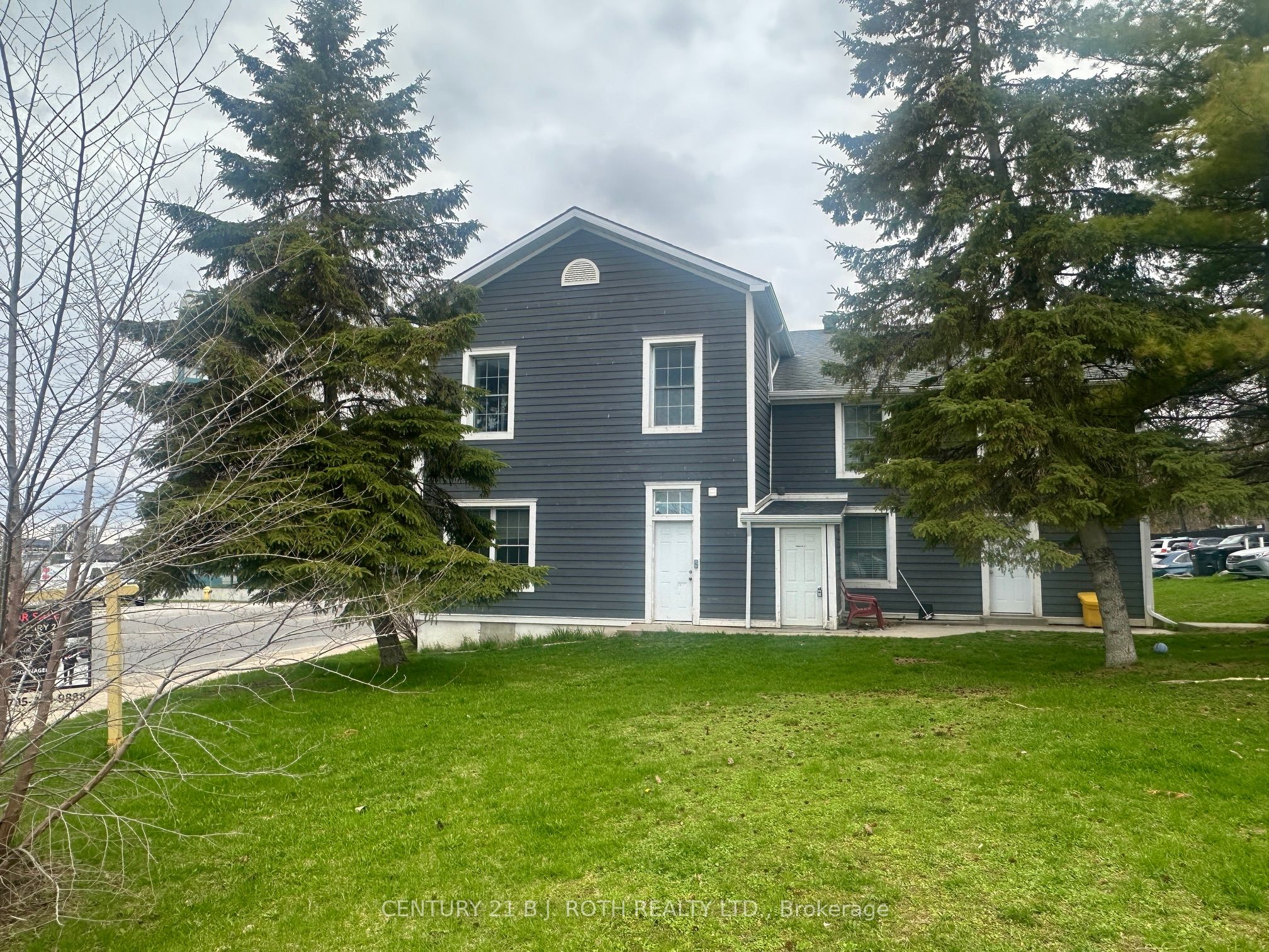 194 Dunlop Street E Property Photo 25