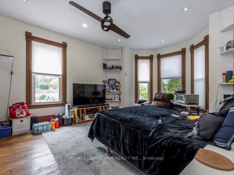 49 Park Street Property Photo 24