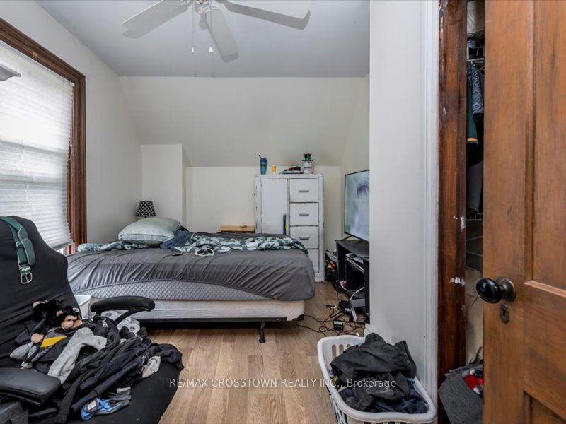 49 Park Street Property Photo 28