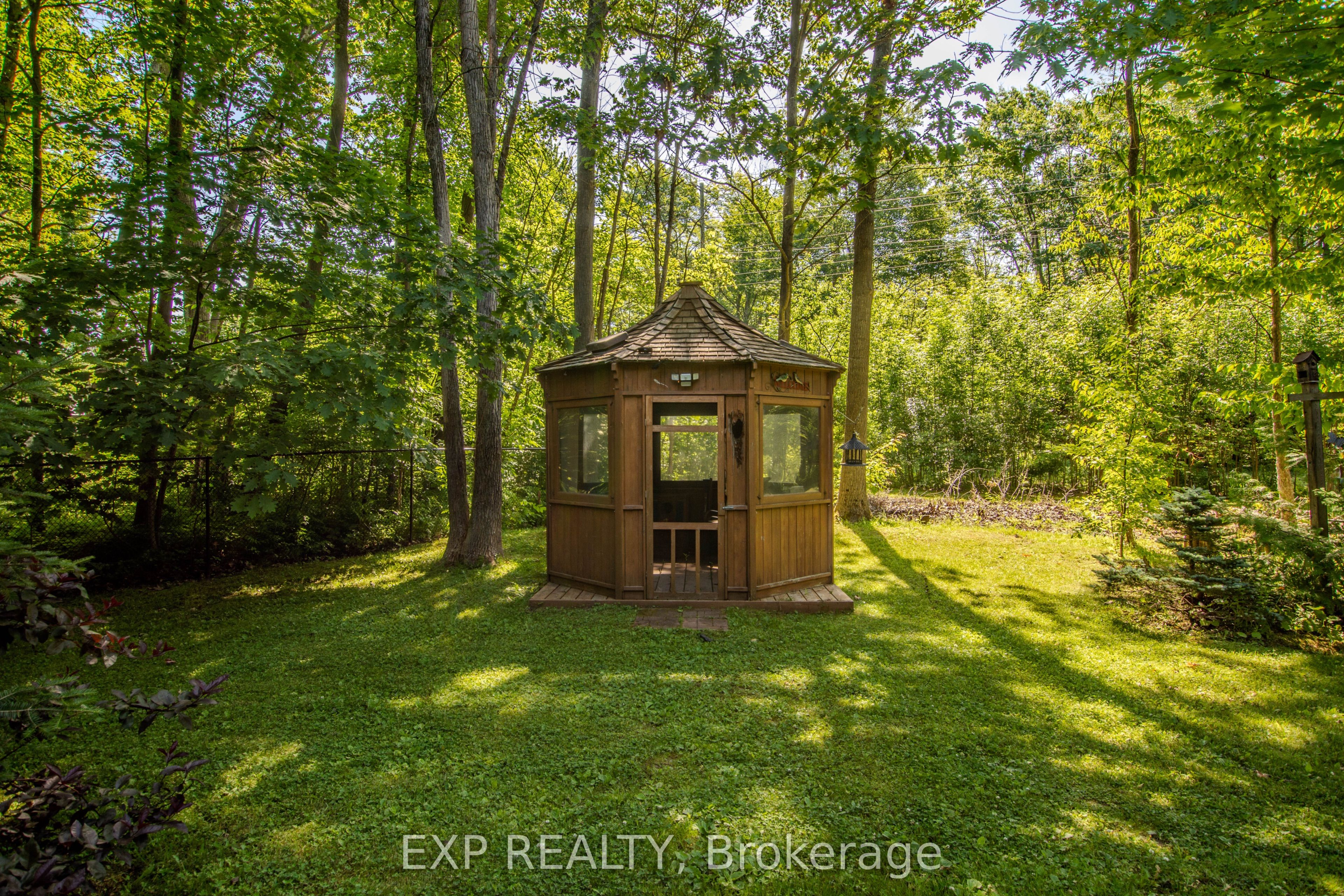 39 Becketts Side Road Property Photo 7