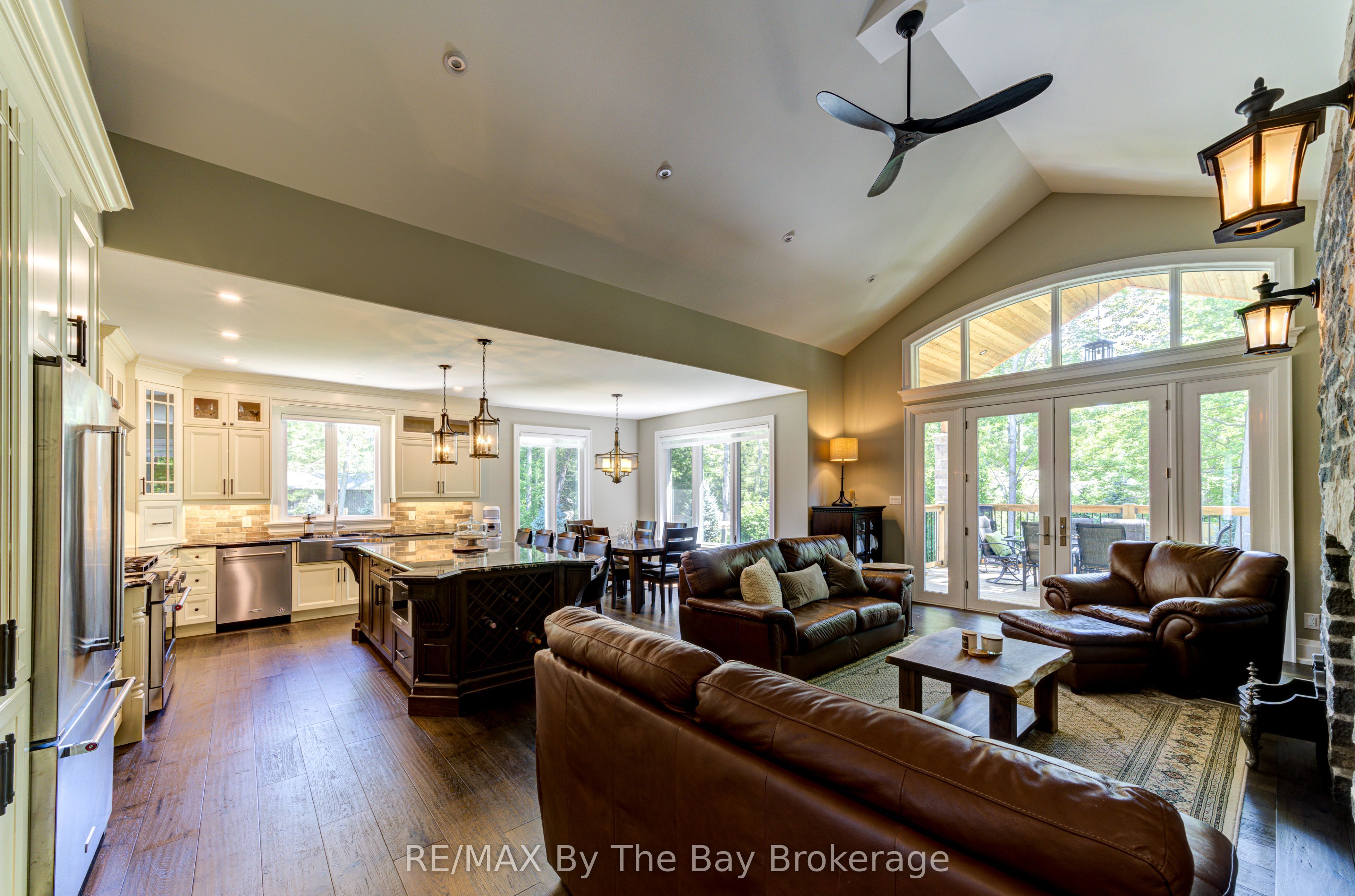 833 Eastdale Drive Property Photo 11