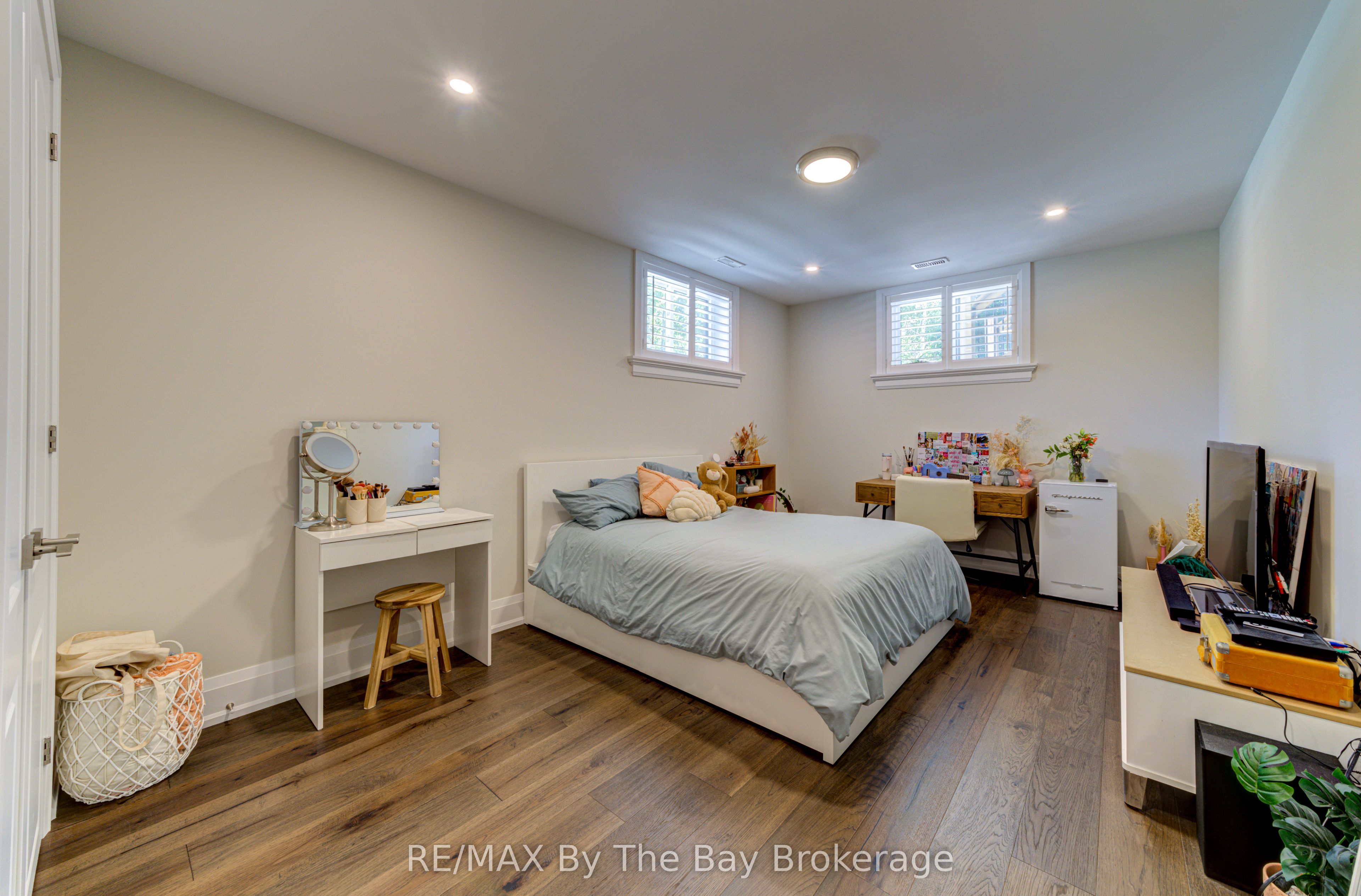 833 Eastdale Drive Property Photo 36