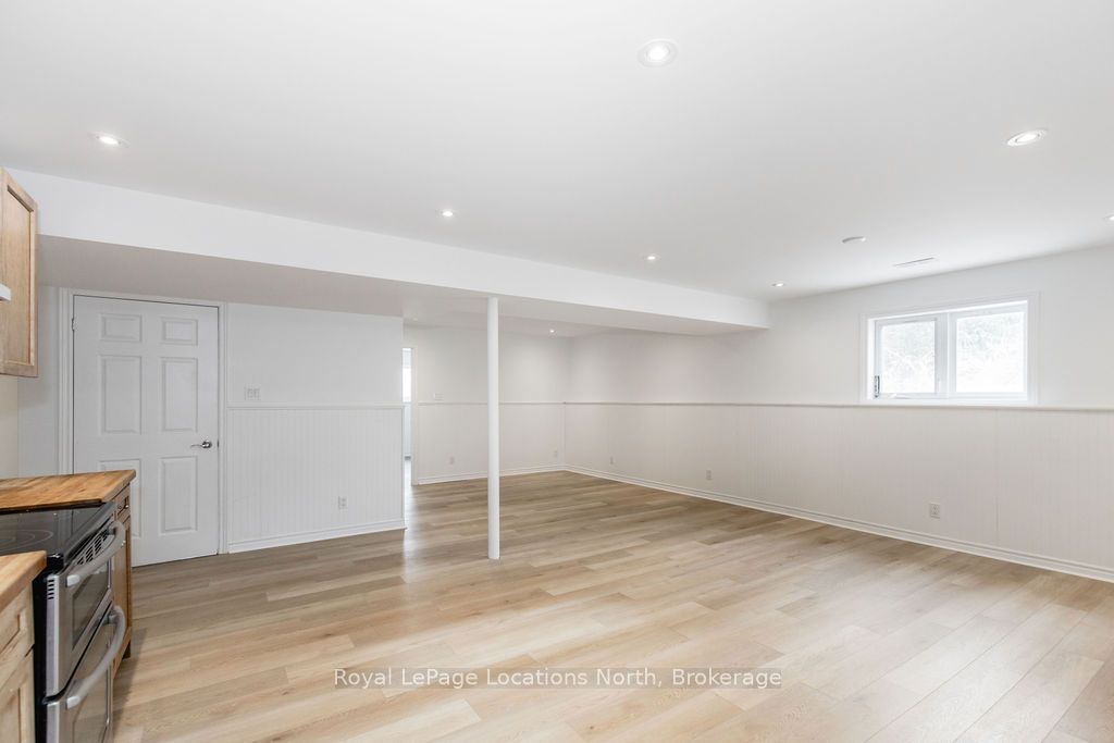 42 Club Court Property Photo 27